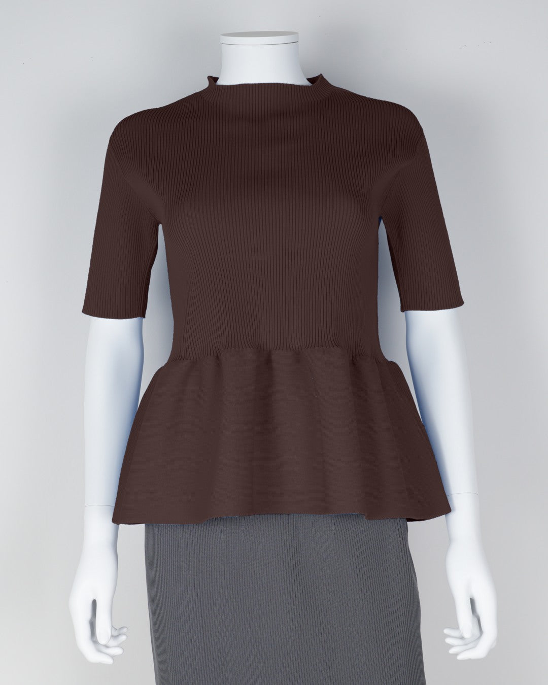 半袖ペプラムプルオーバー