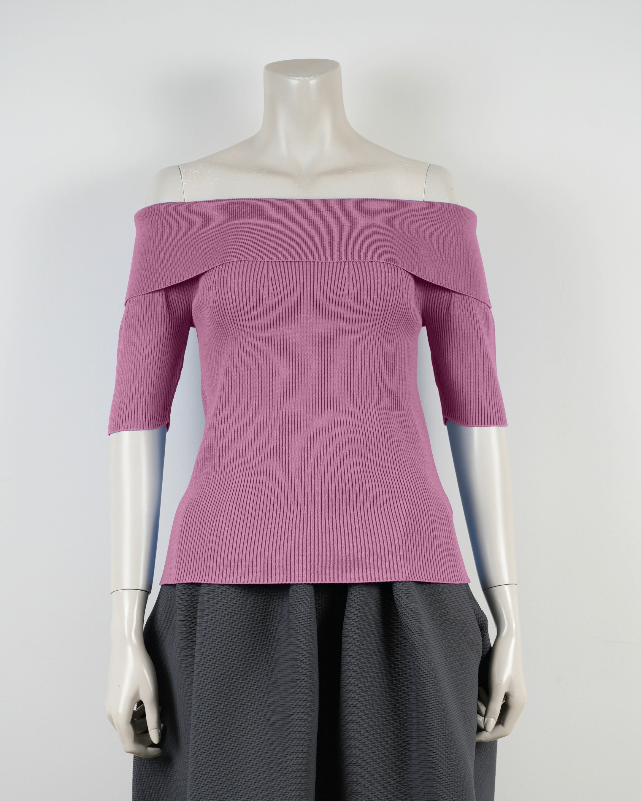 半袖オフショルダー