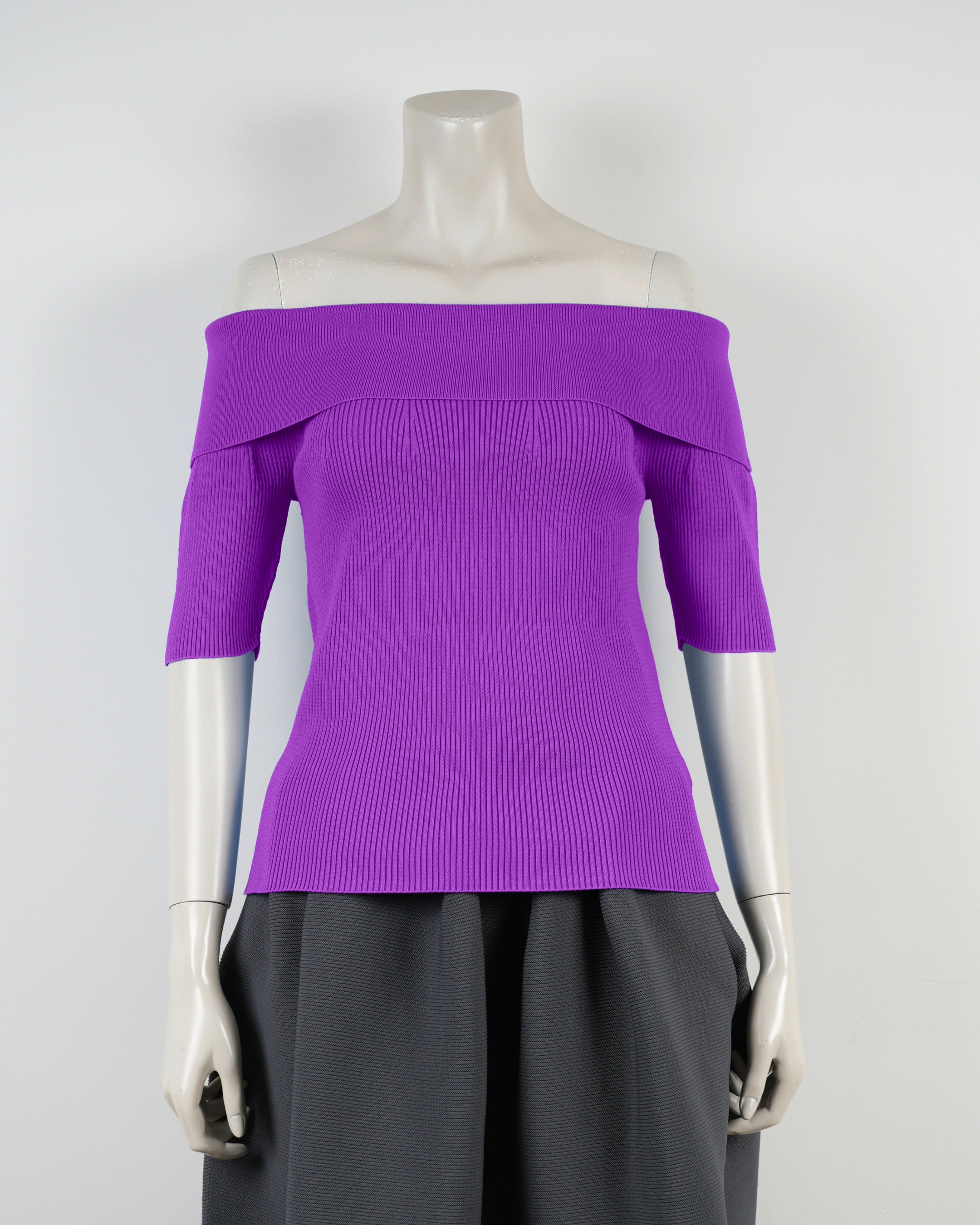 半袖オフショルダー