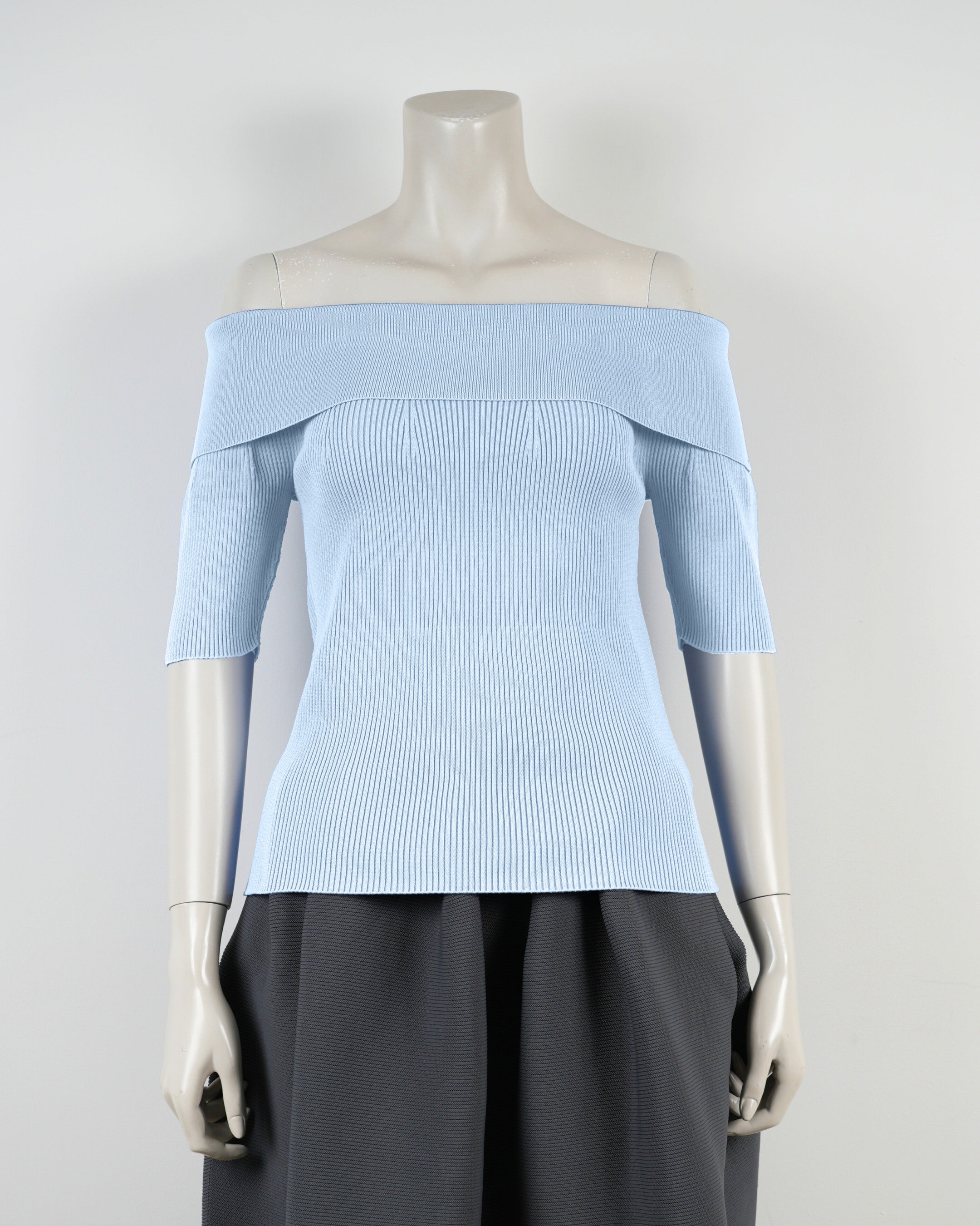 半袖オフショルダー