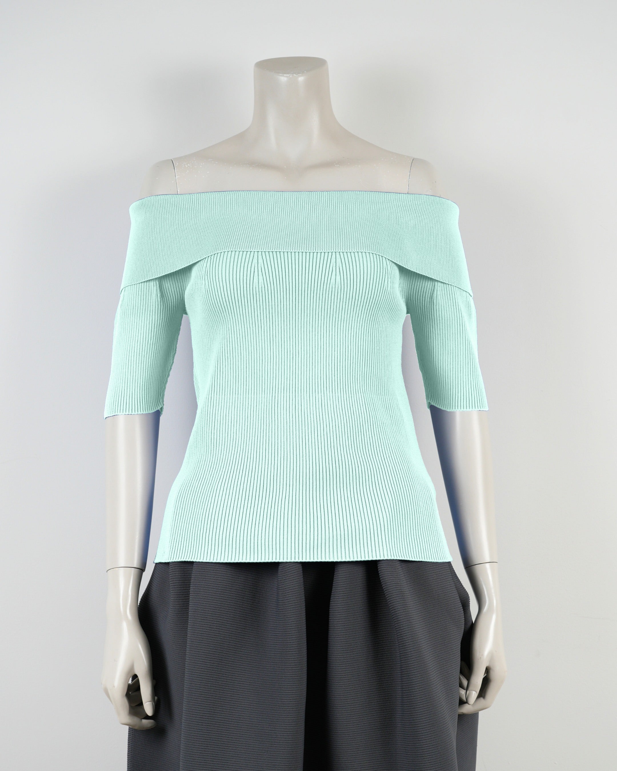 半袖オフショルダー