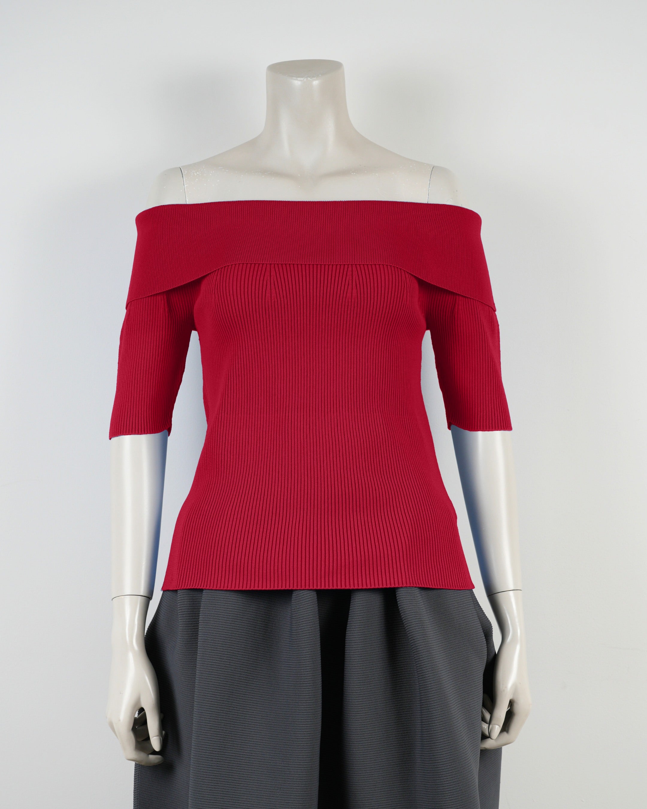 半袖オフショルダー