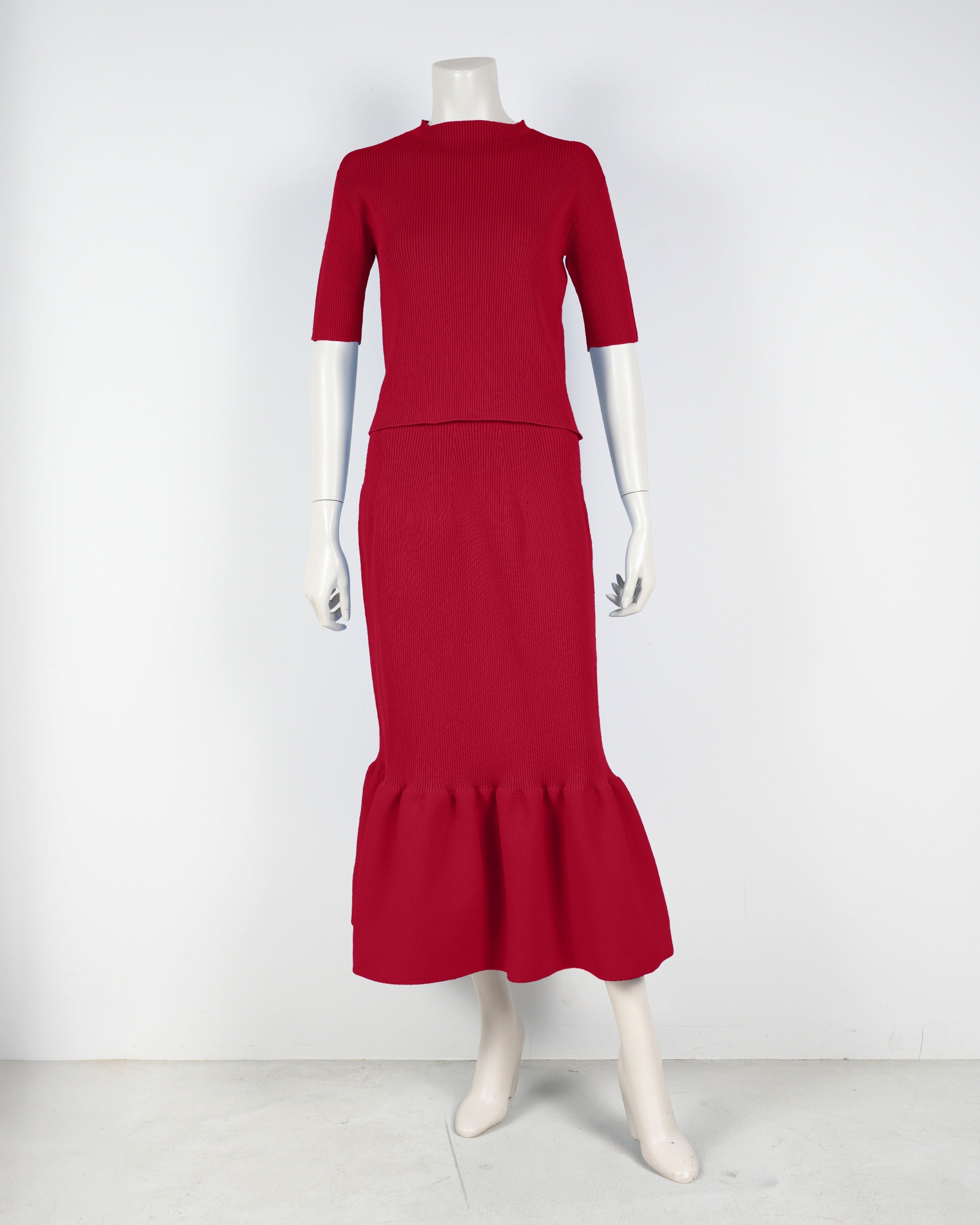 半袖プルオーバー×マーメイドスカート