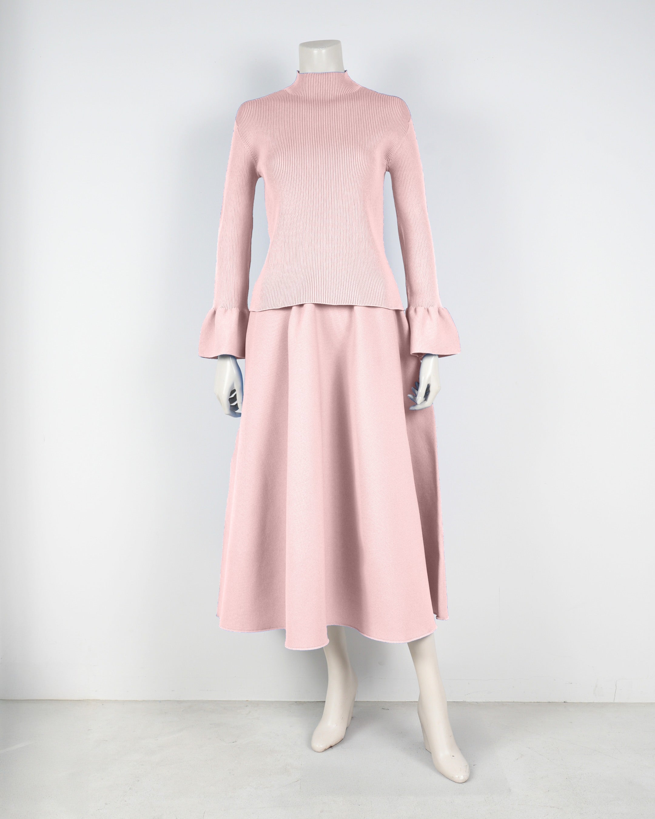 Bell sleeve pullover x draped skirt