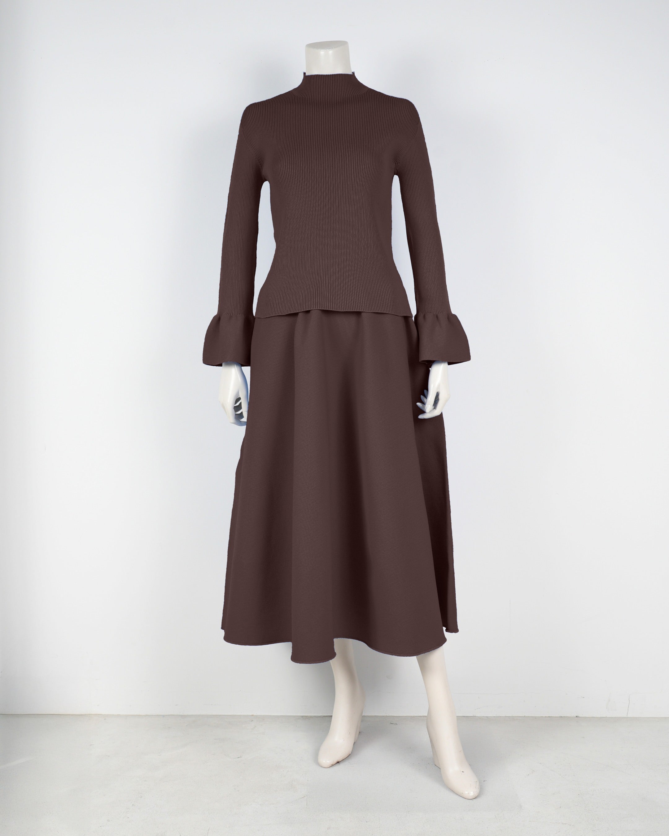 Bell sleeve pullover x draped skirt
