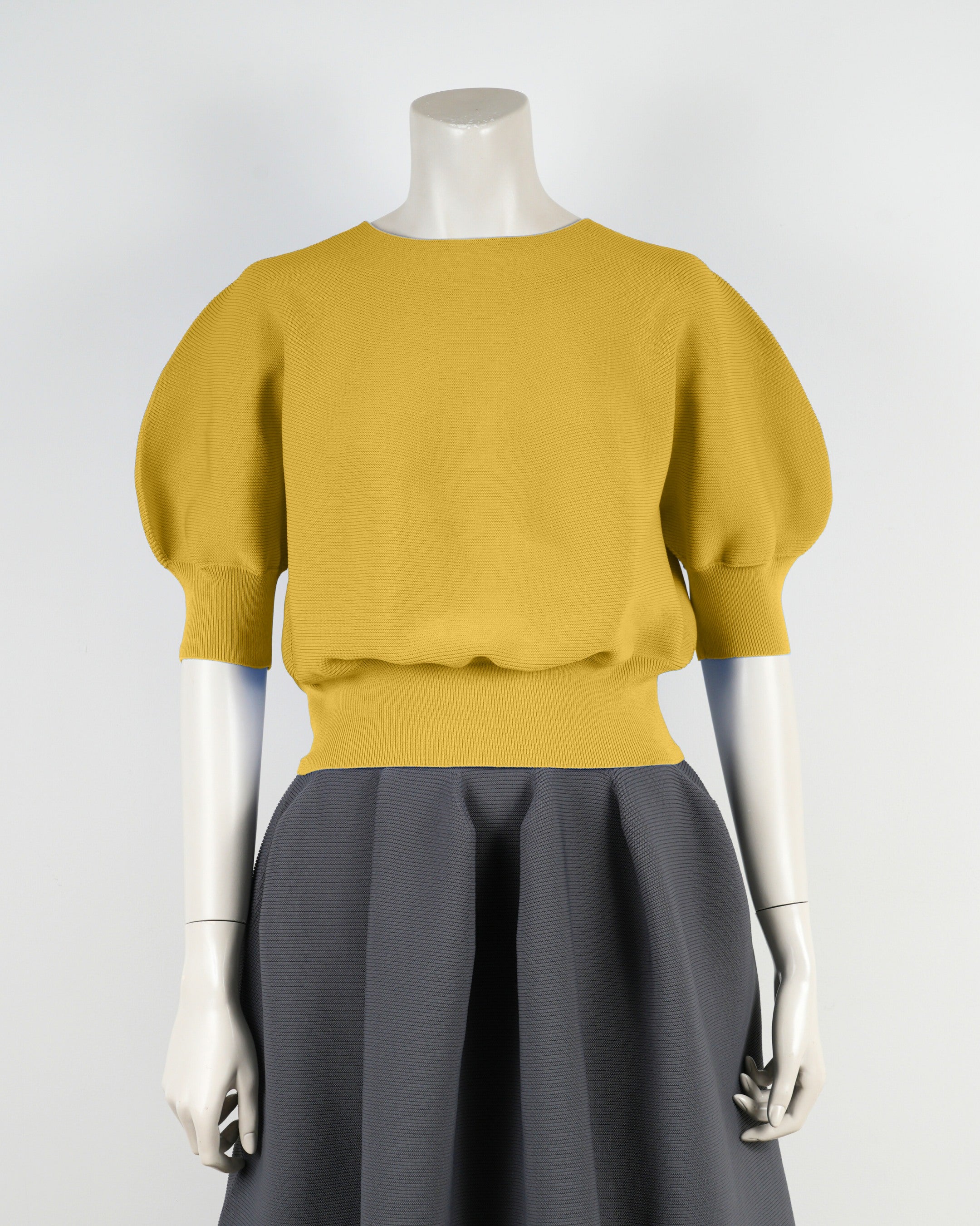 半袖ガータープルオーバー