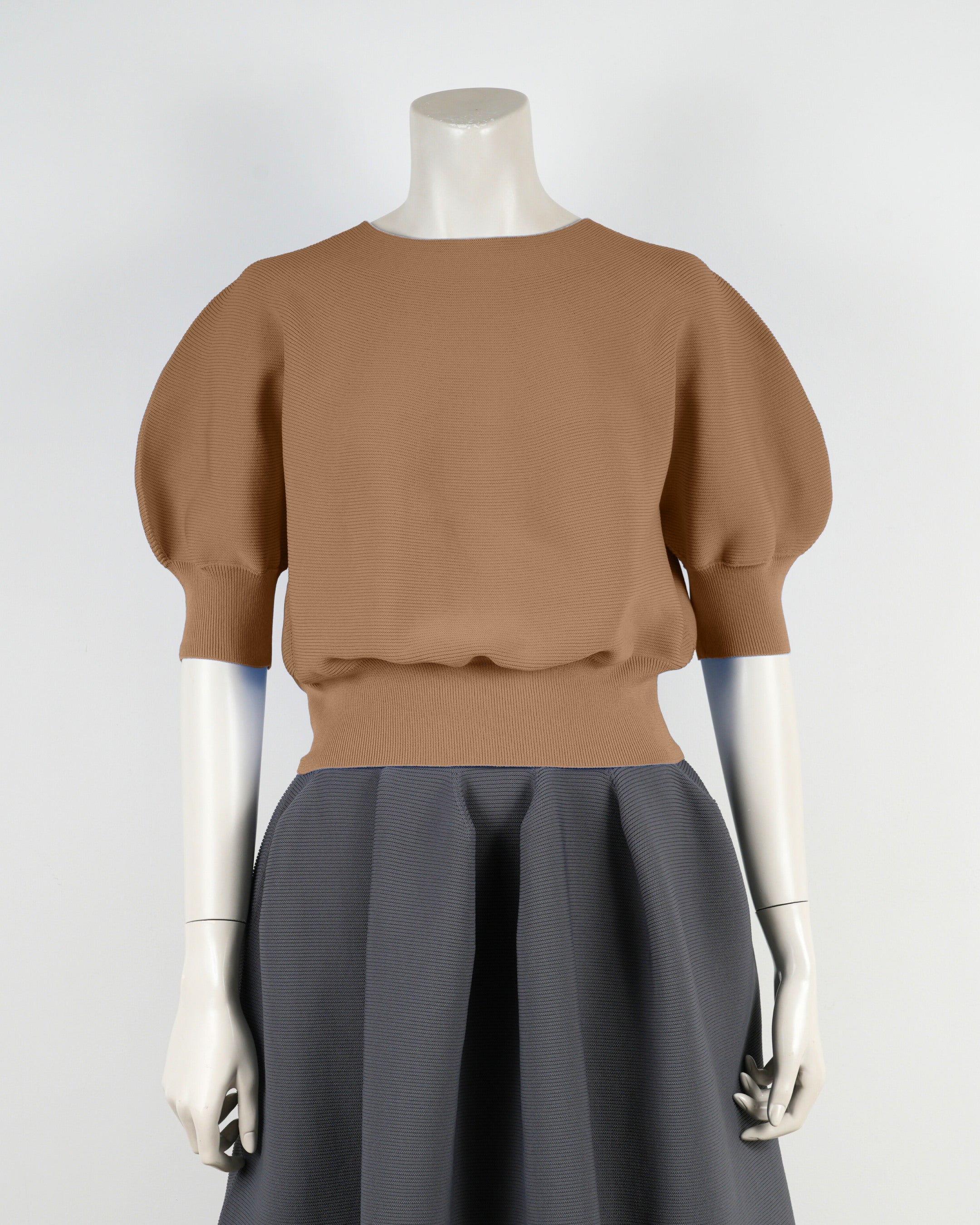 半袖ガータープルオーバー