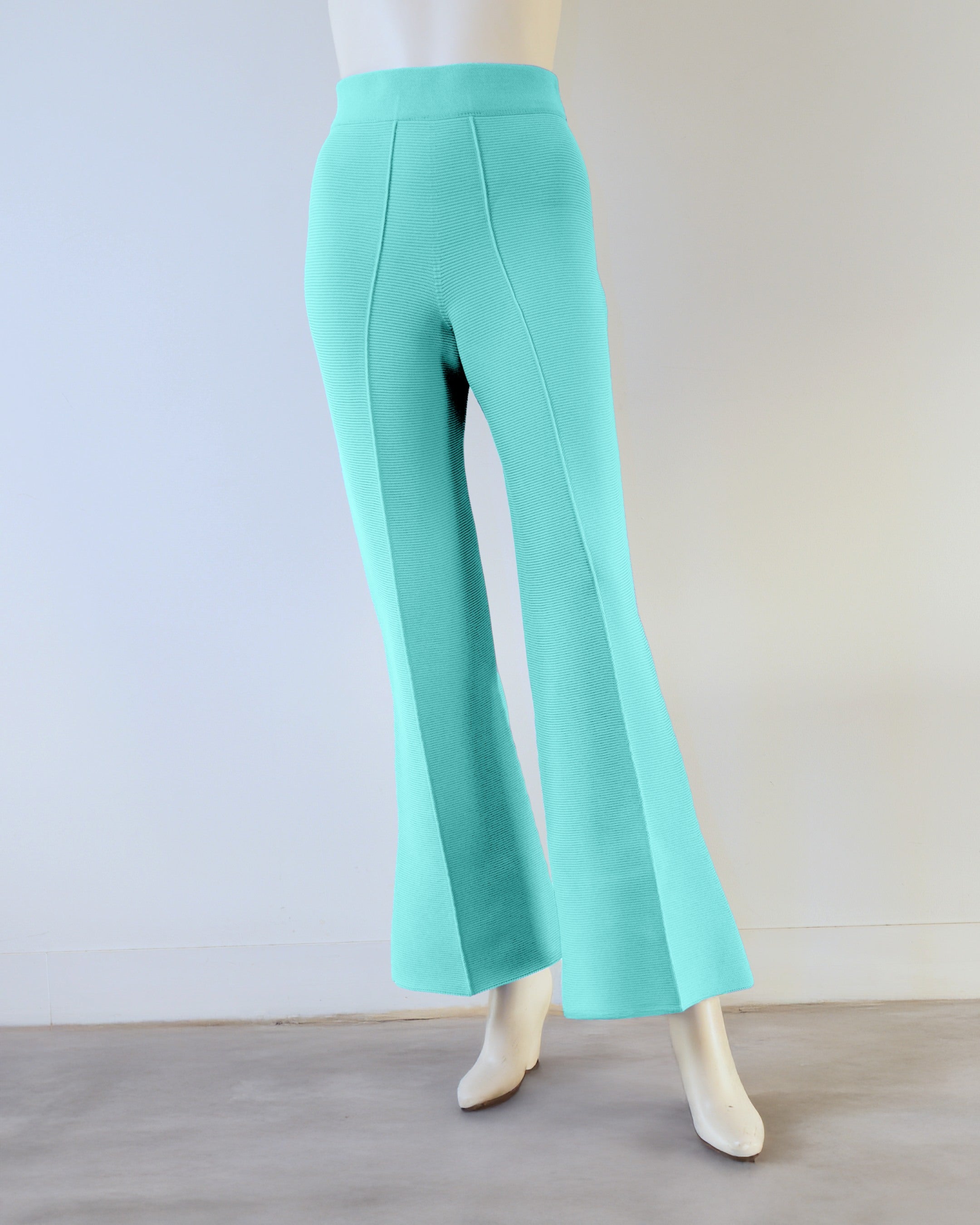 【NEW】フレアパンツ