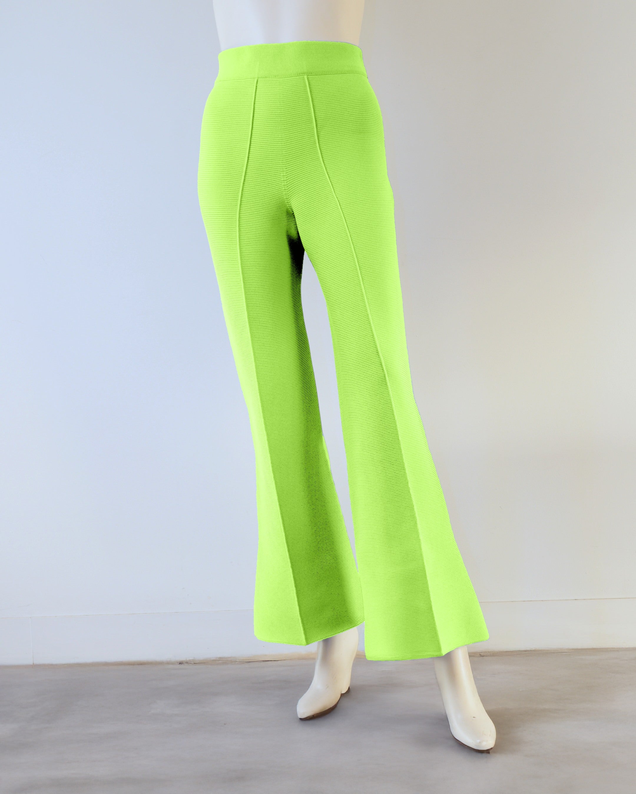 【NEW】フレアパンツ