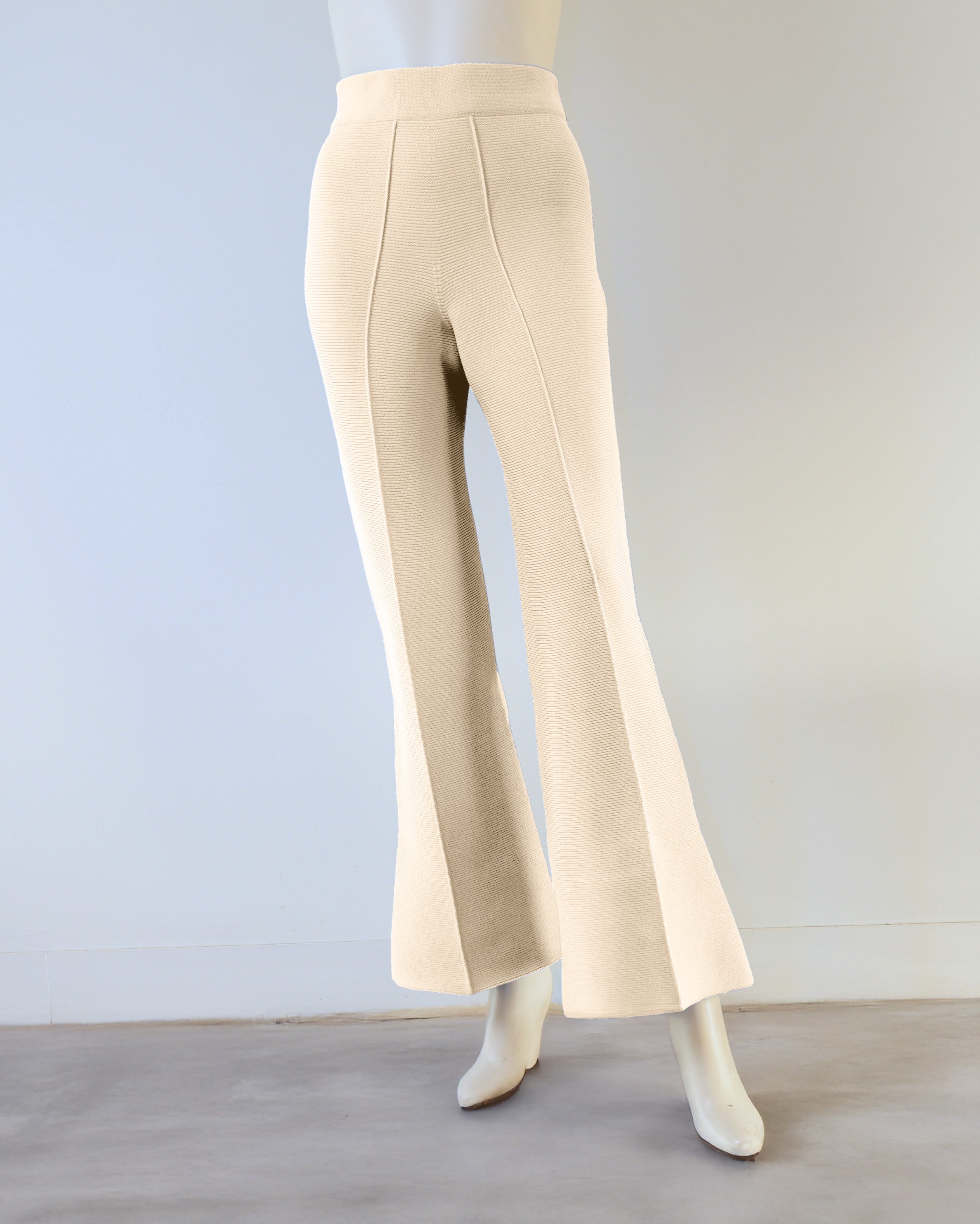 【NEW】フレアパンツ