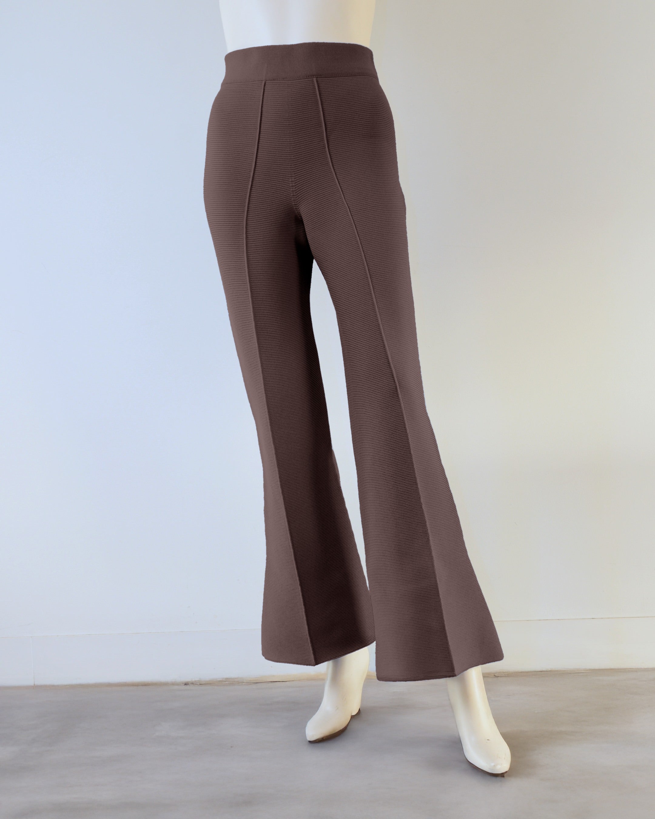 【NEW】フレアパンツ