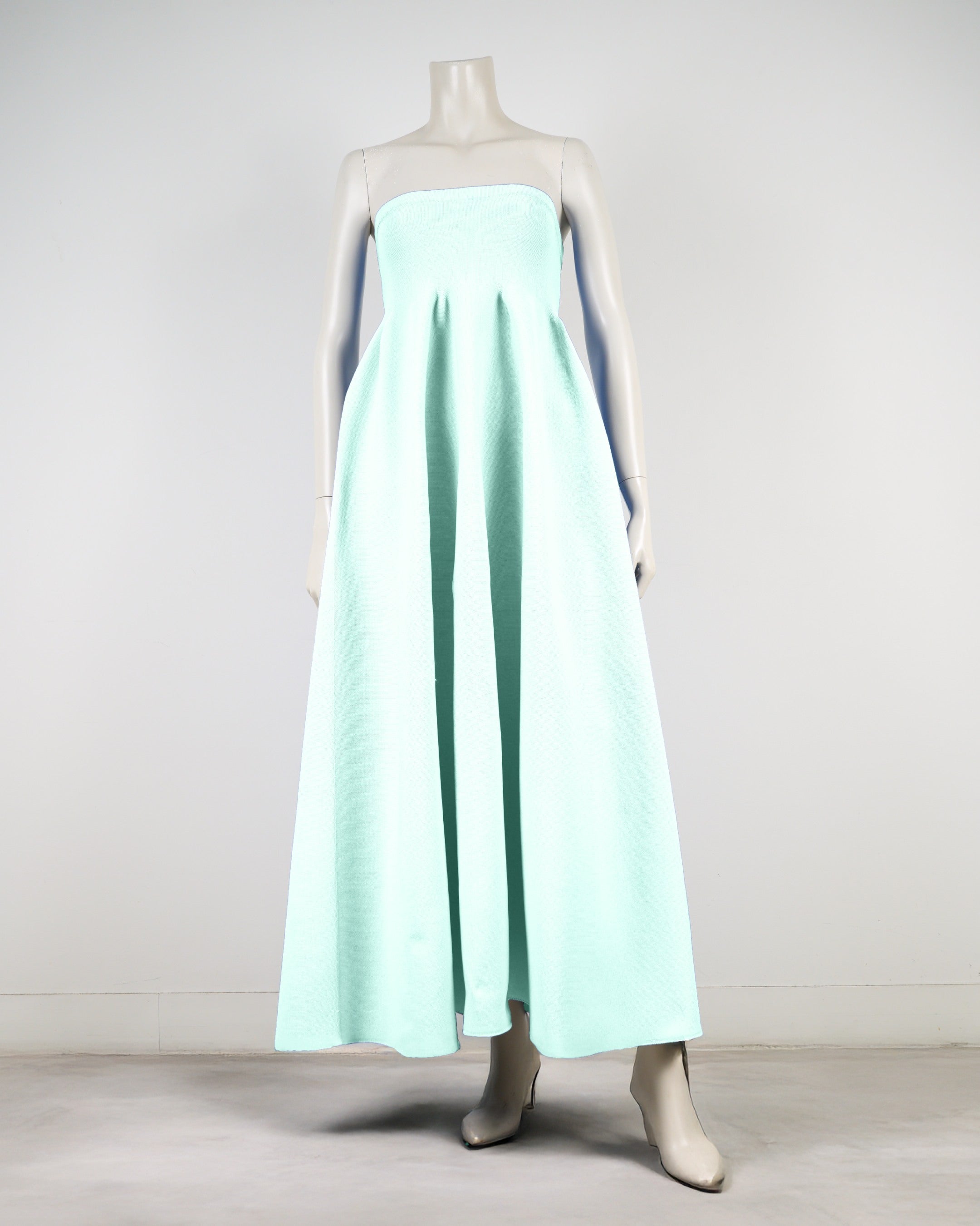 ベアトップボリュームワンピース