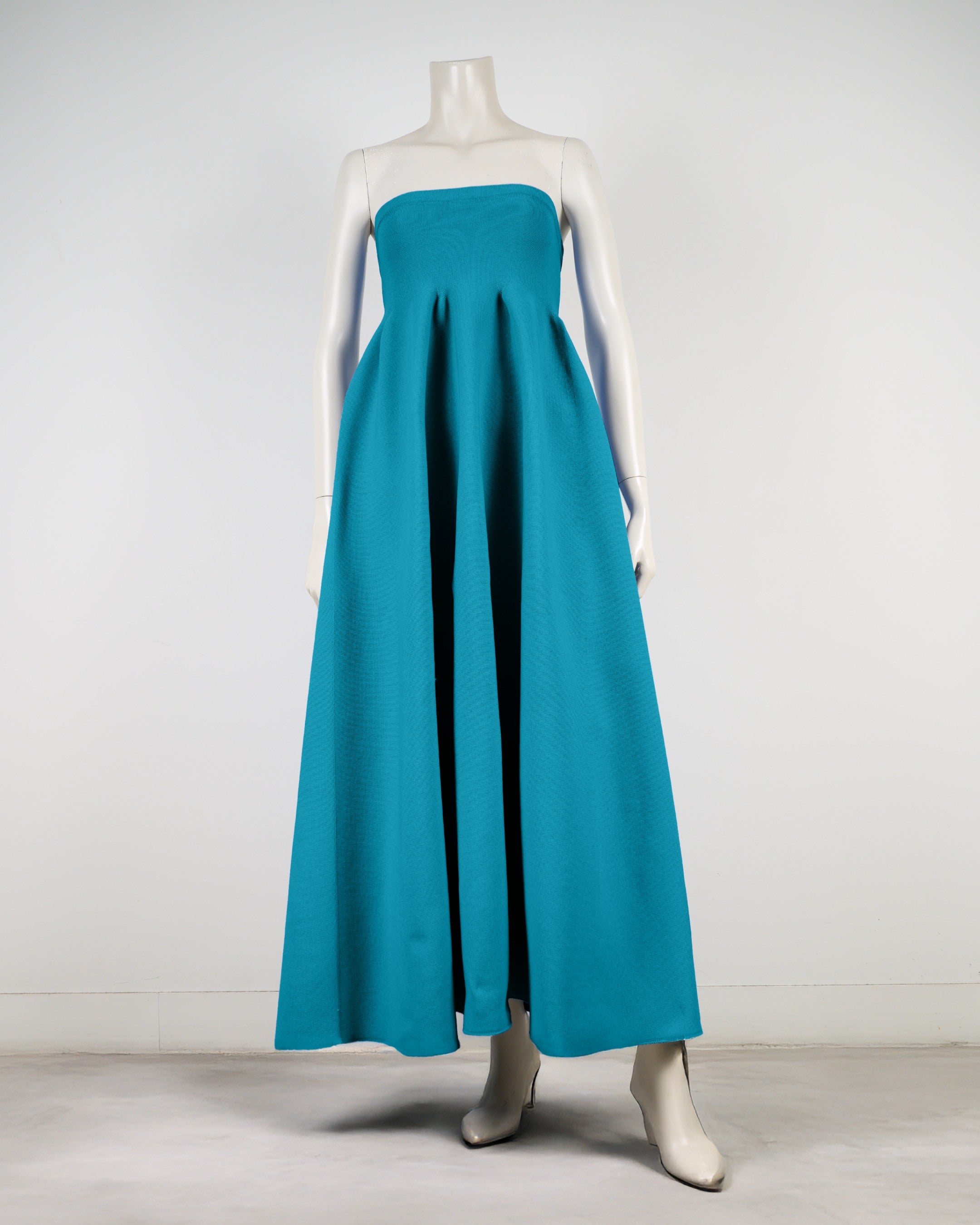 ベアトップボリュームワンピース