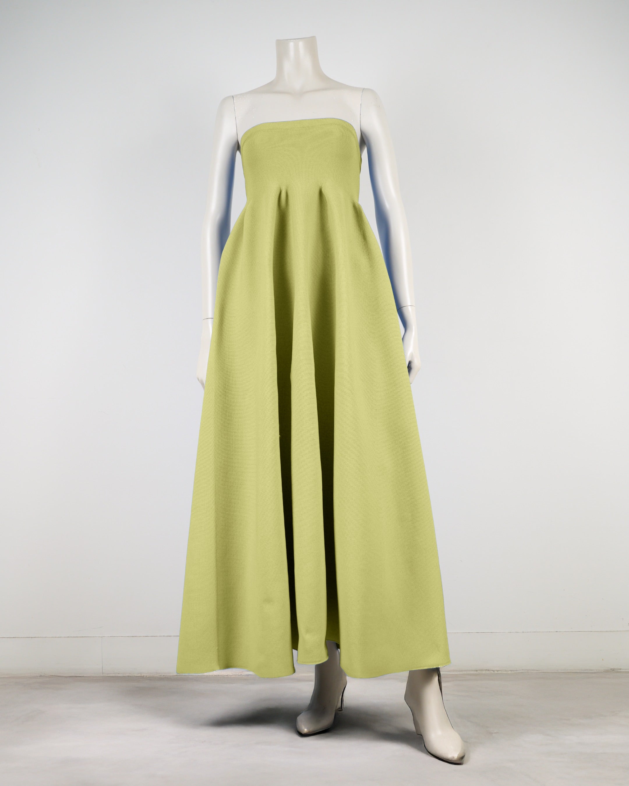 ベアトップボリュームワンピース