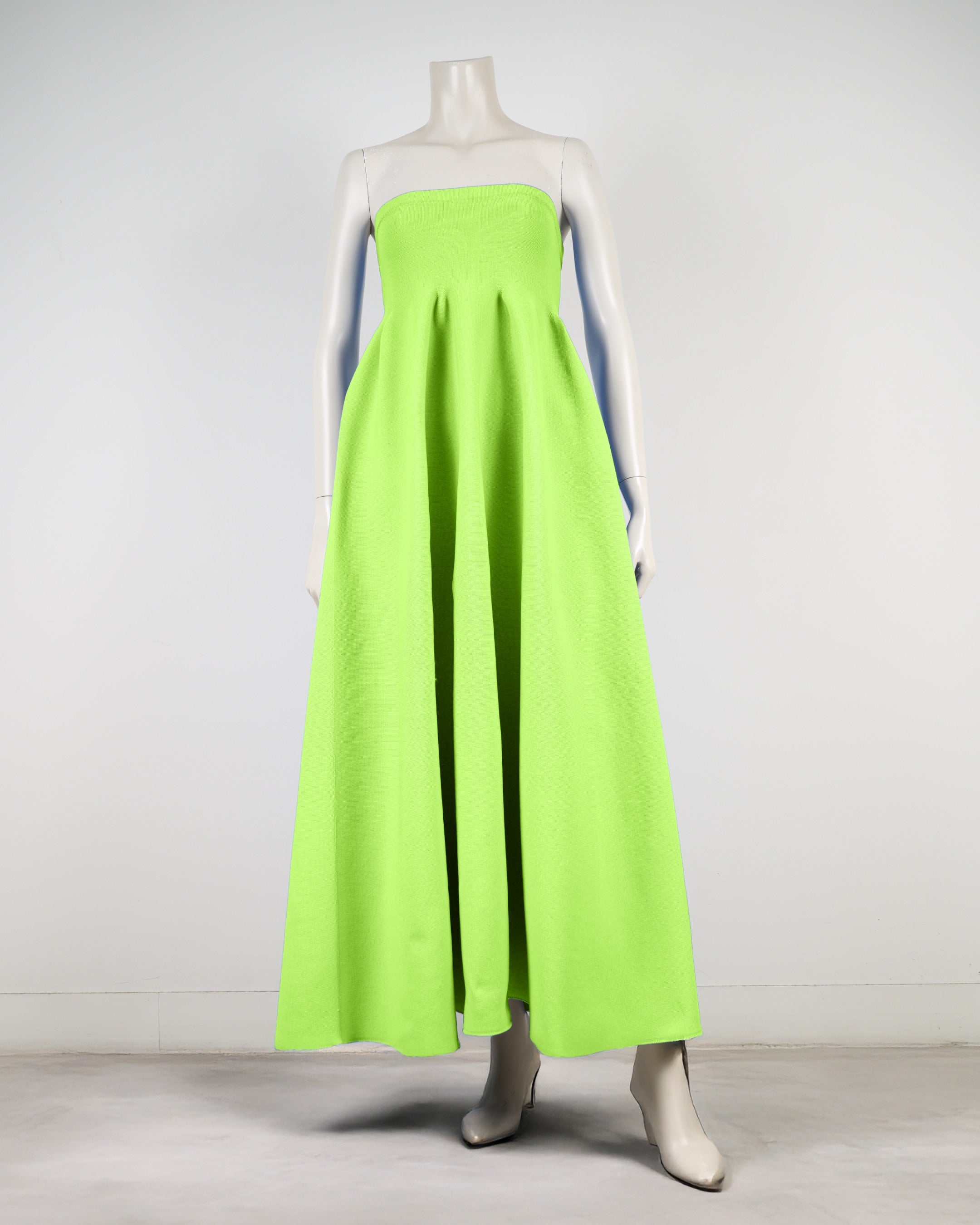 ベアトップボリュームワンピース