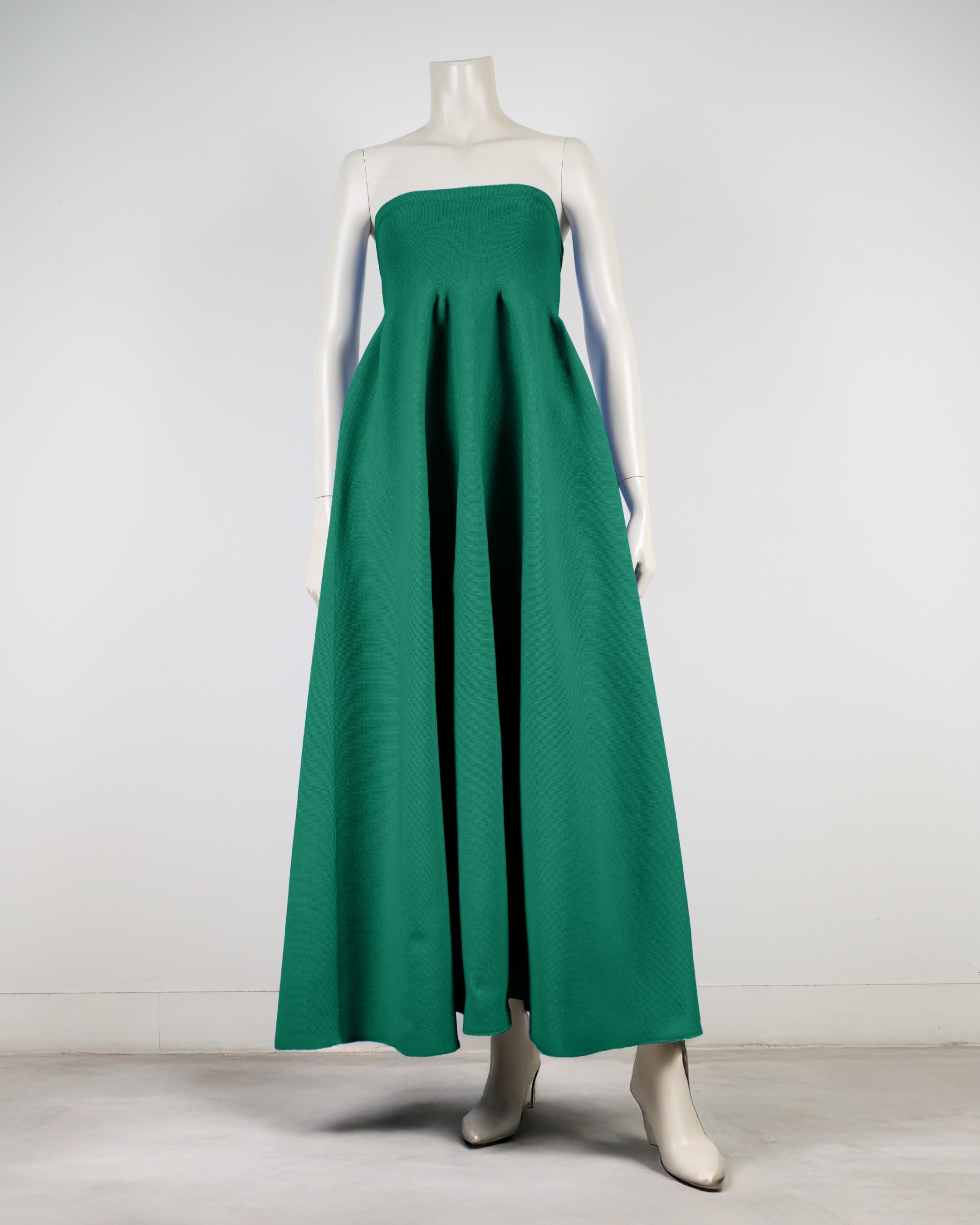 ベアトップボリュームワンピース