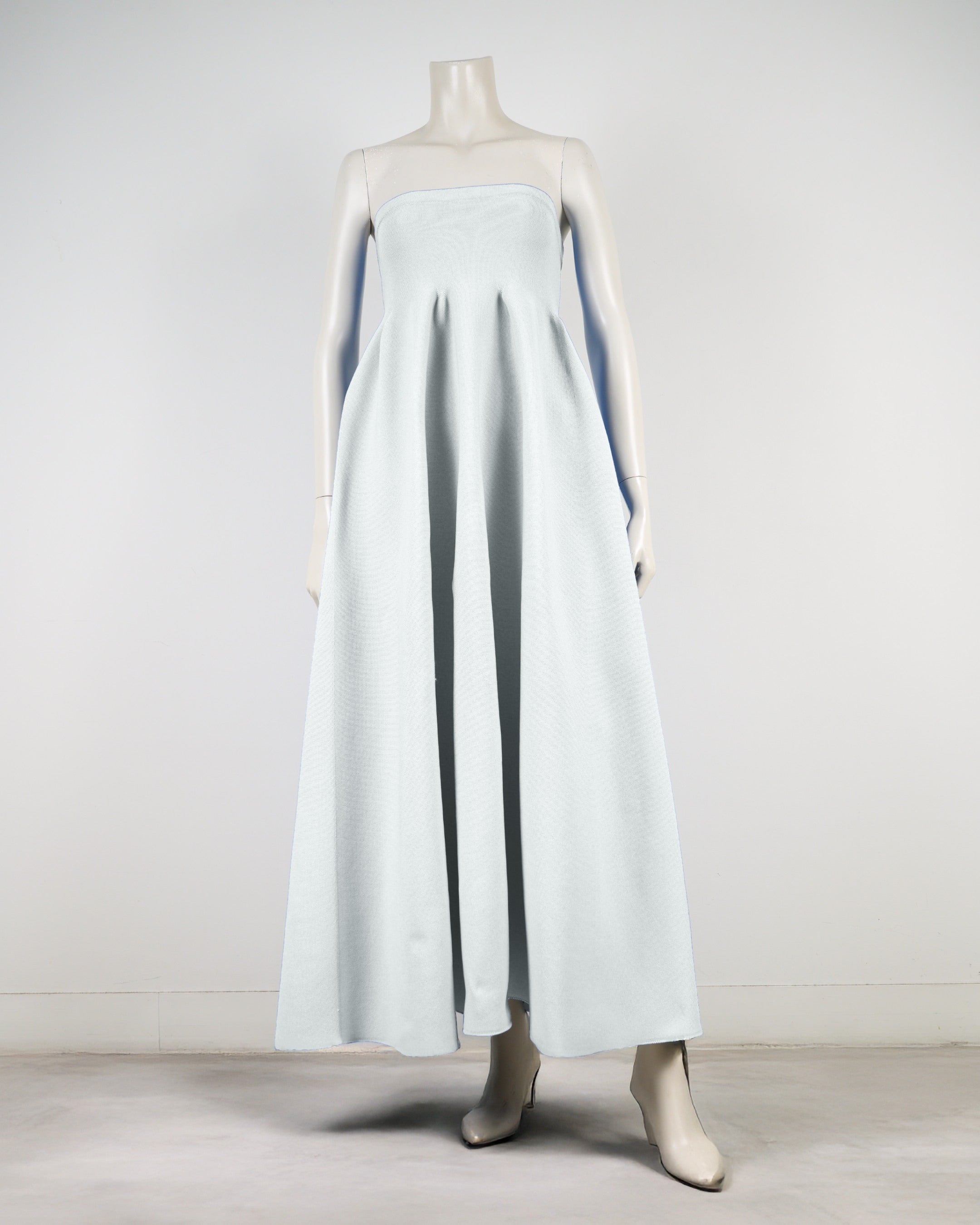 ベアトップボリュームワンピース