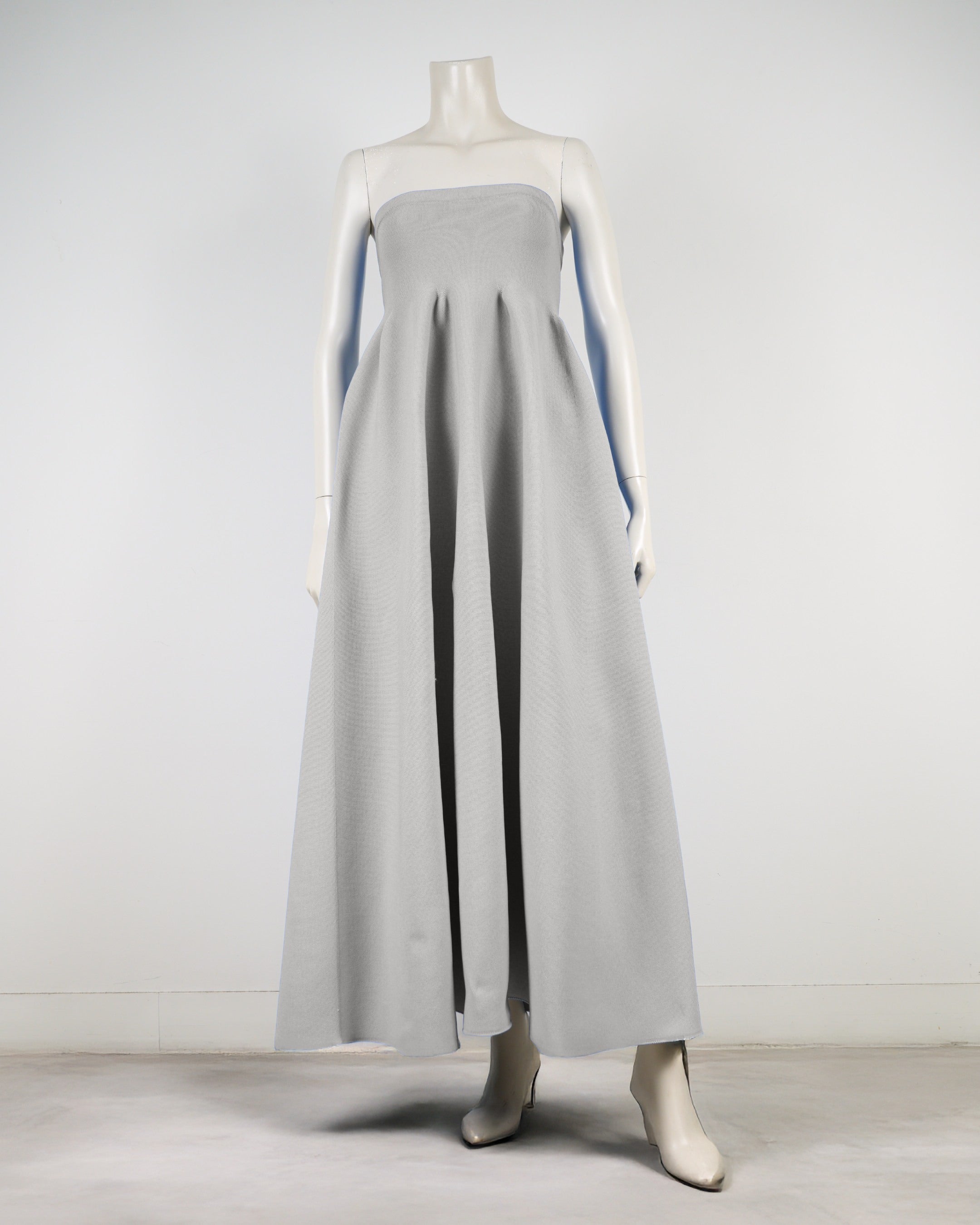 ベアトップボリュームワンピース