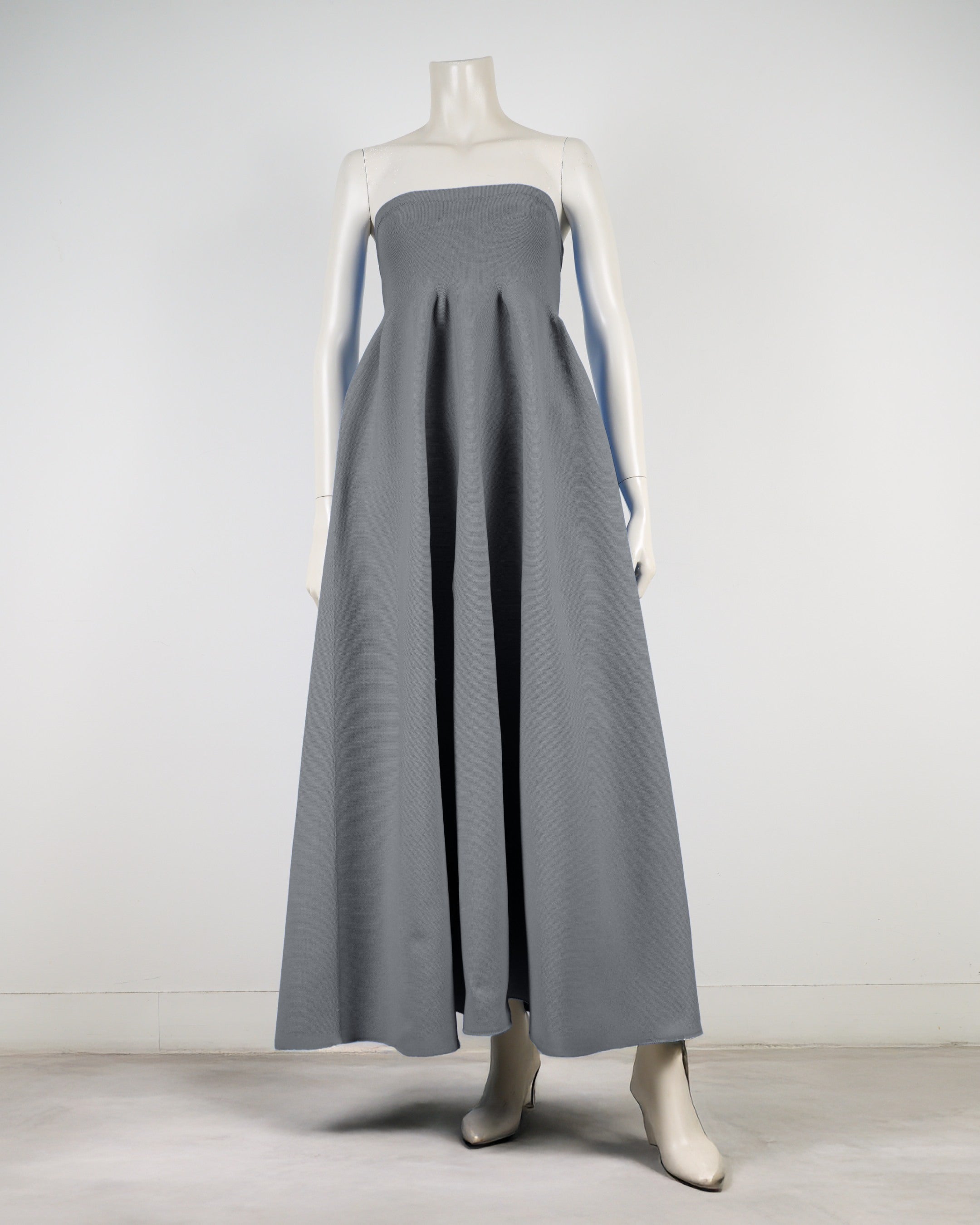 ベアトップボリュームワンピース