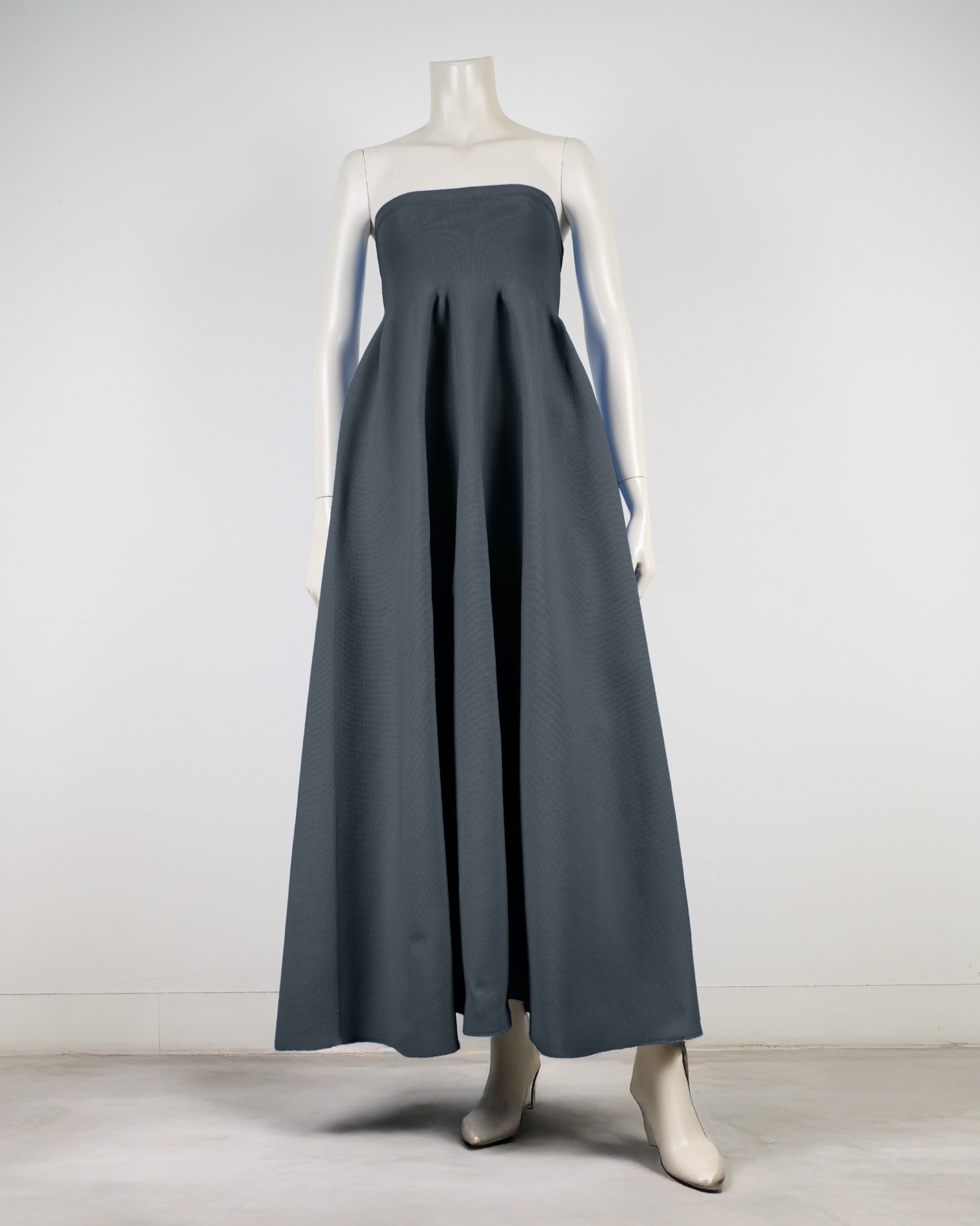 ベアトップボリュームワンピース