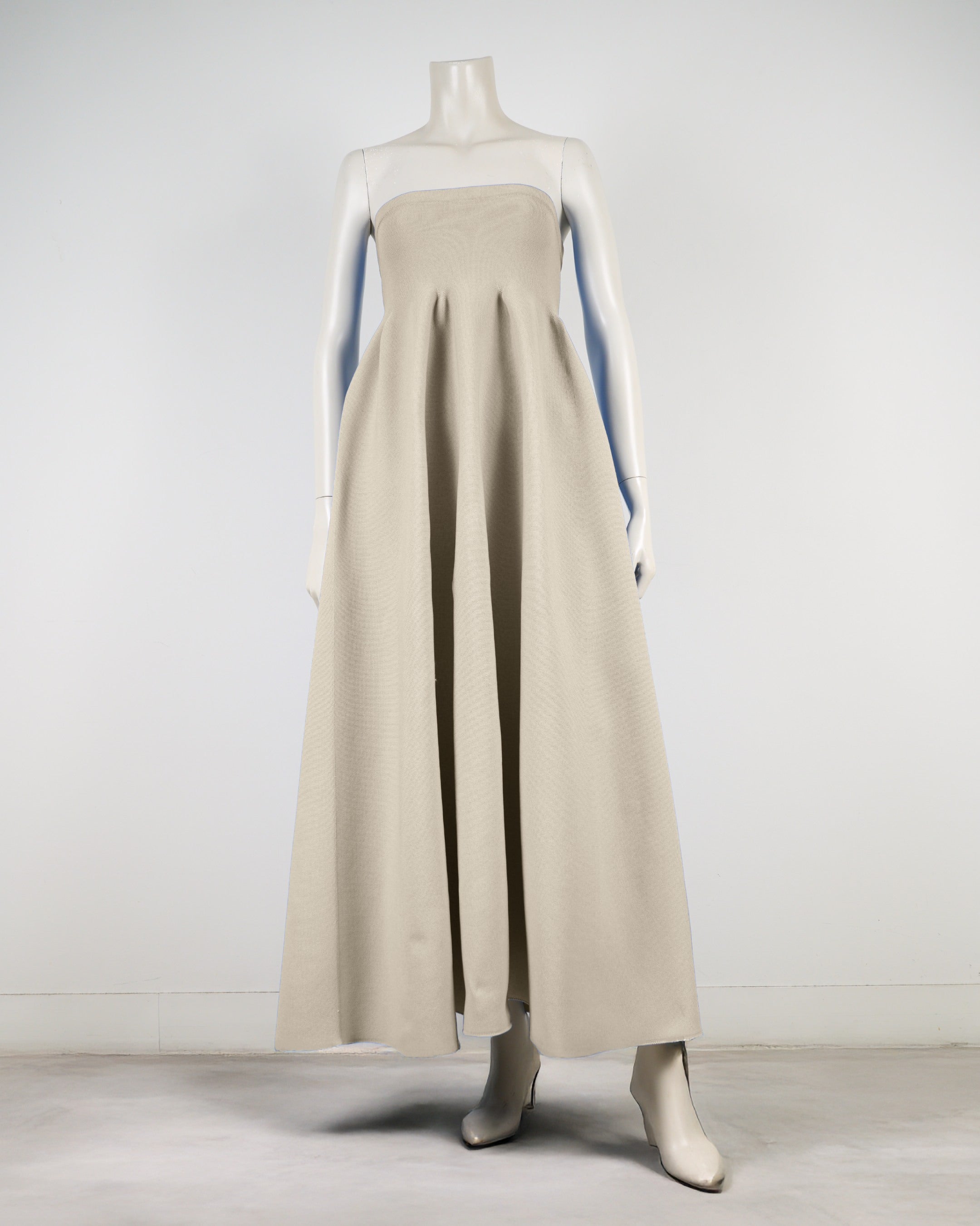 ベアトップボリュームワンピース