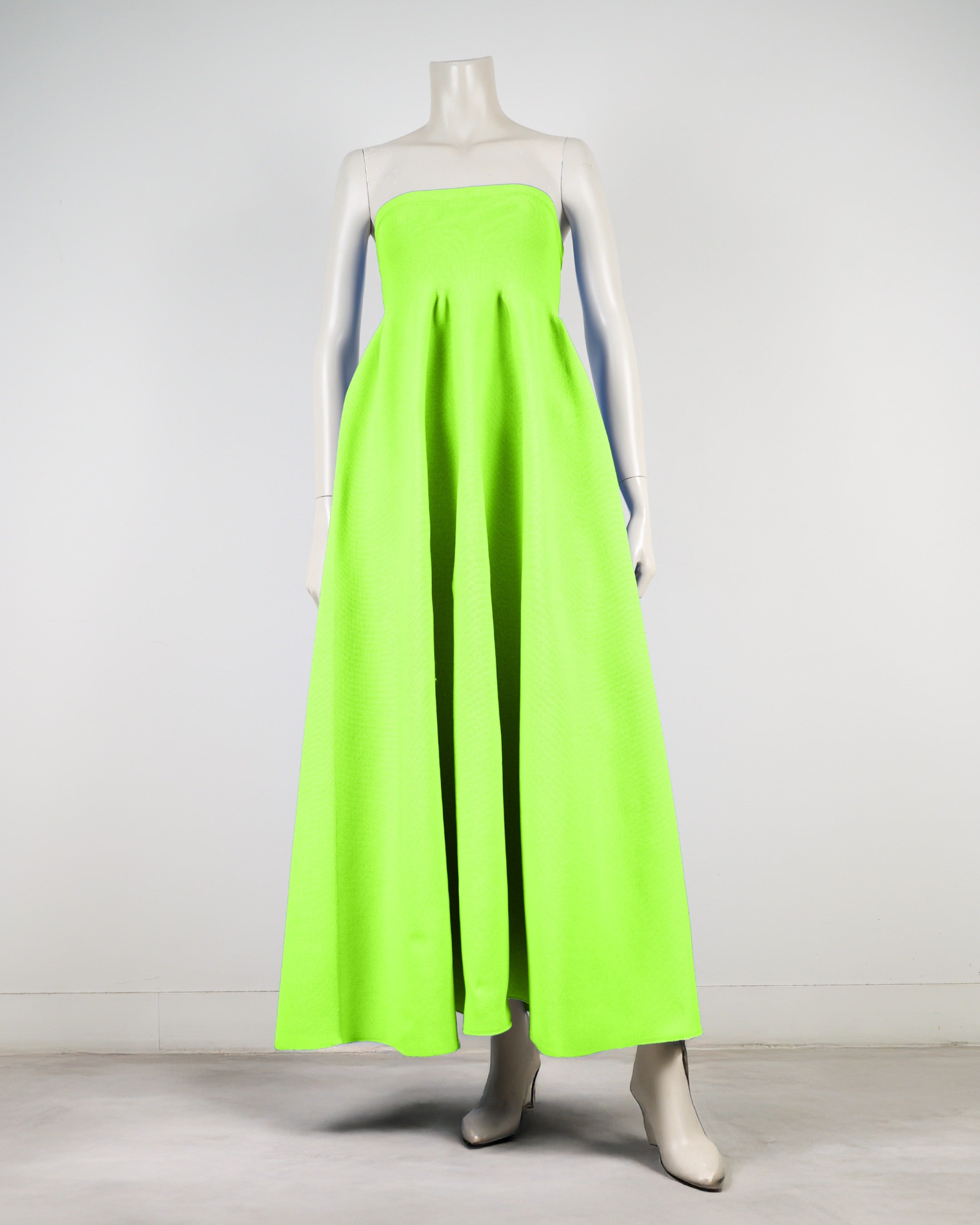 ベアトップボリュームワンピース