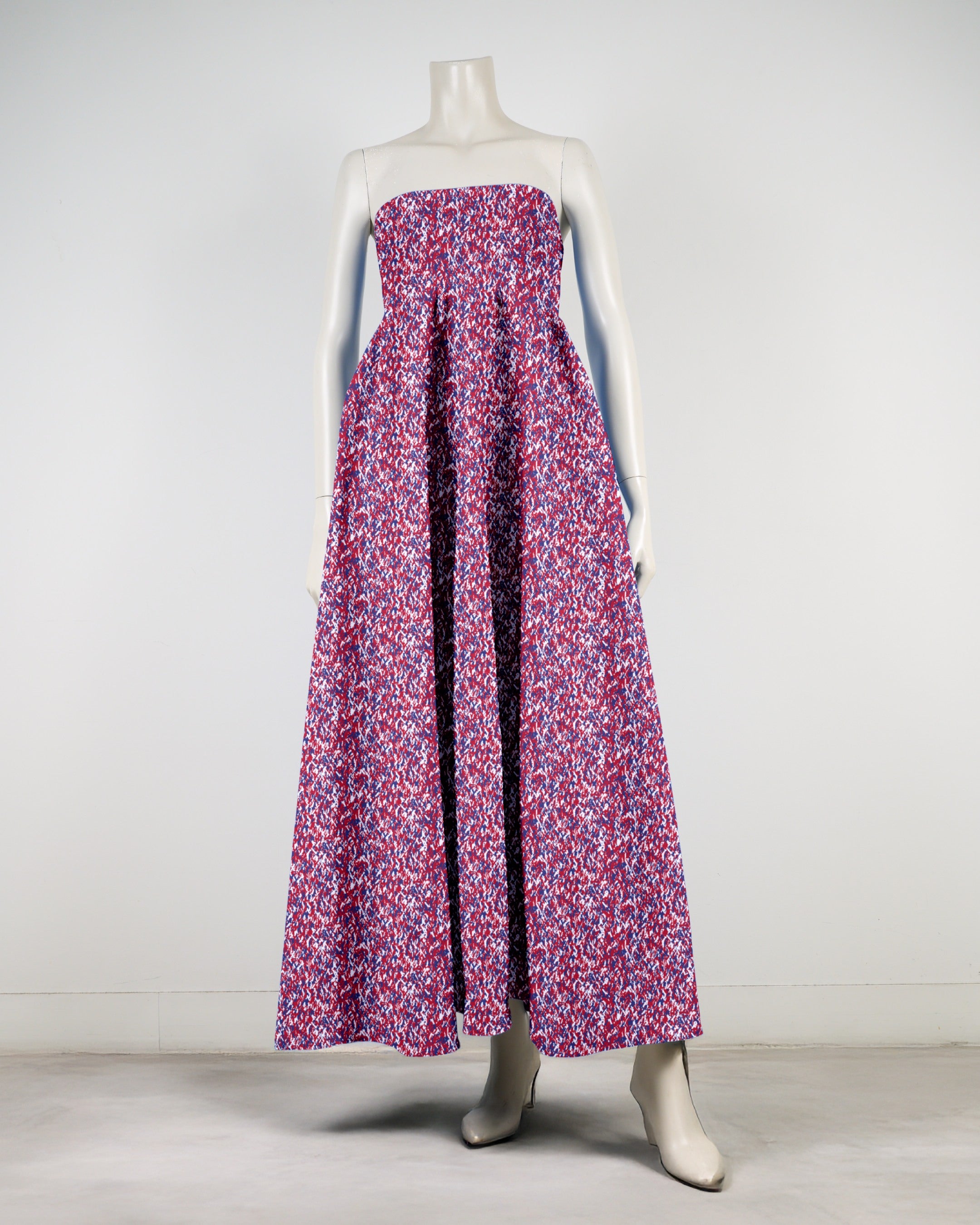 ベアトップボリュームワンピース