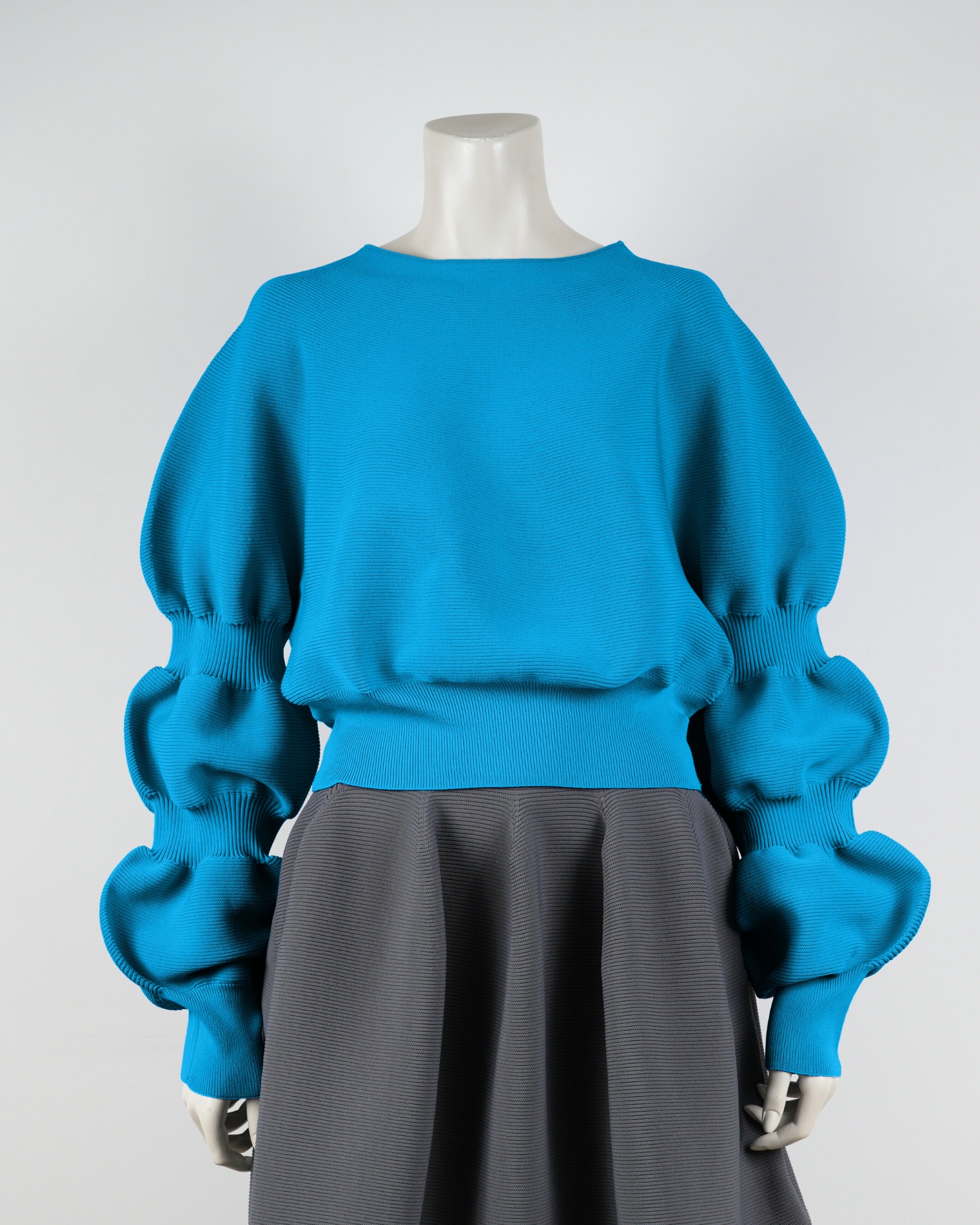 デザインスリーブプルオーバー