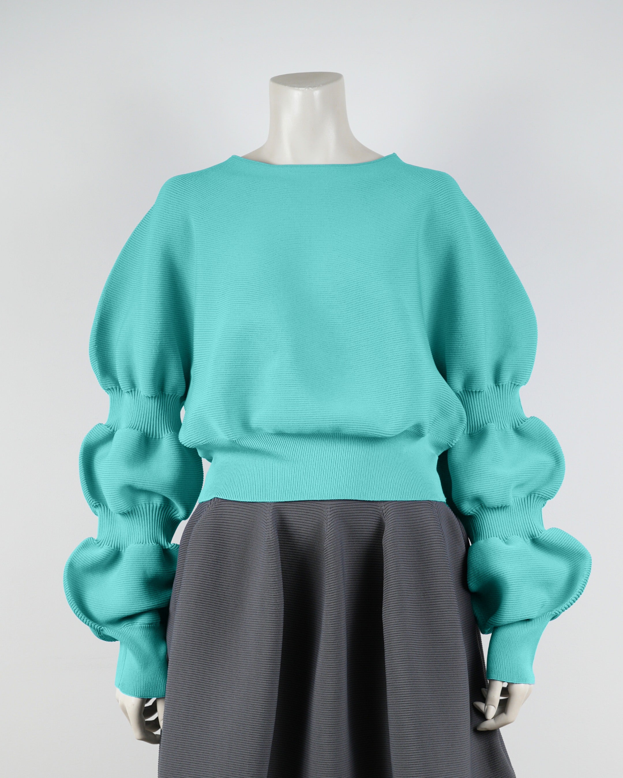 デザインスリーブプルオーバー