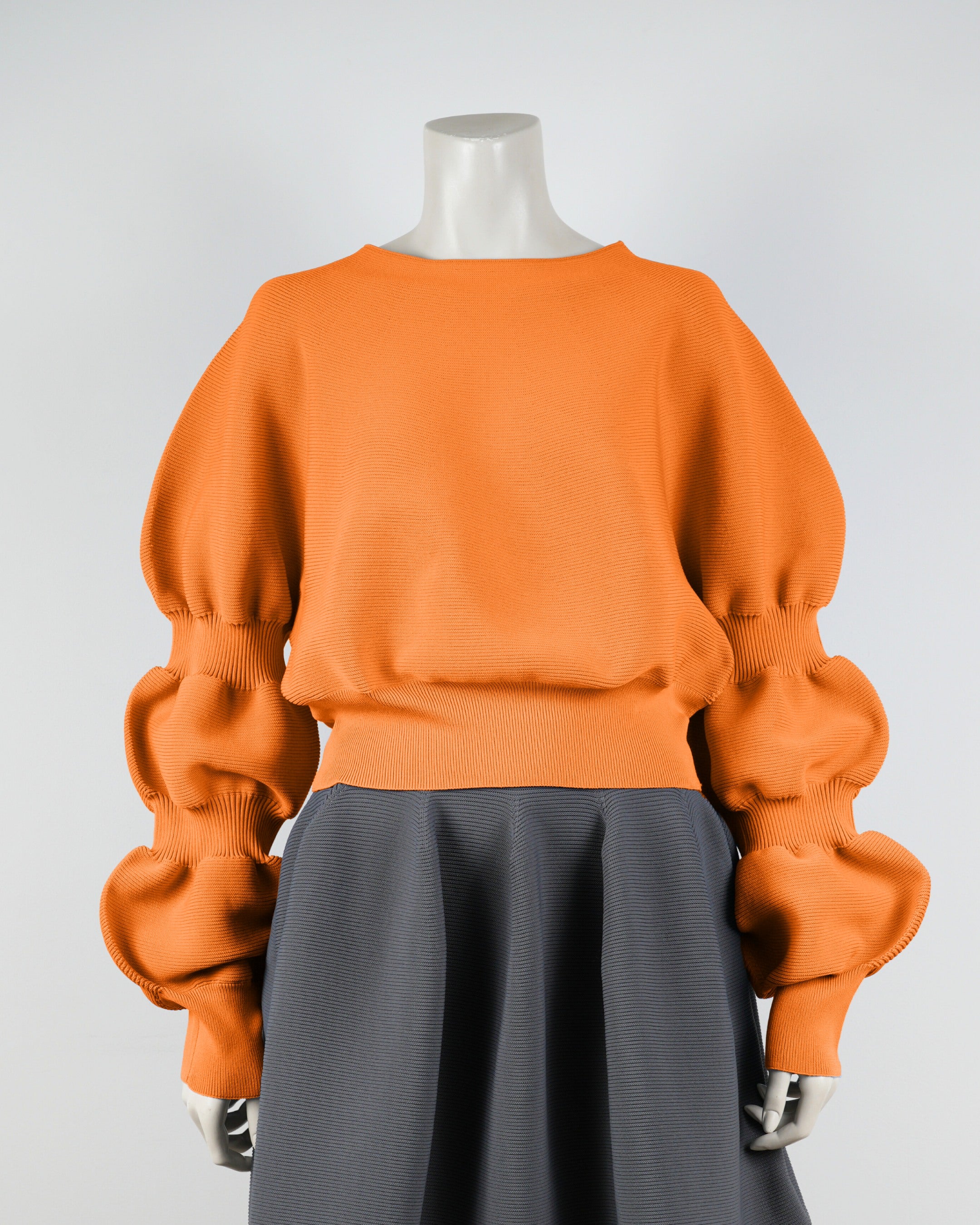 デザインスリーブプルオーバー