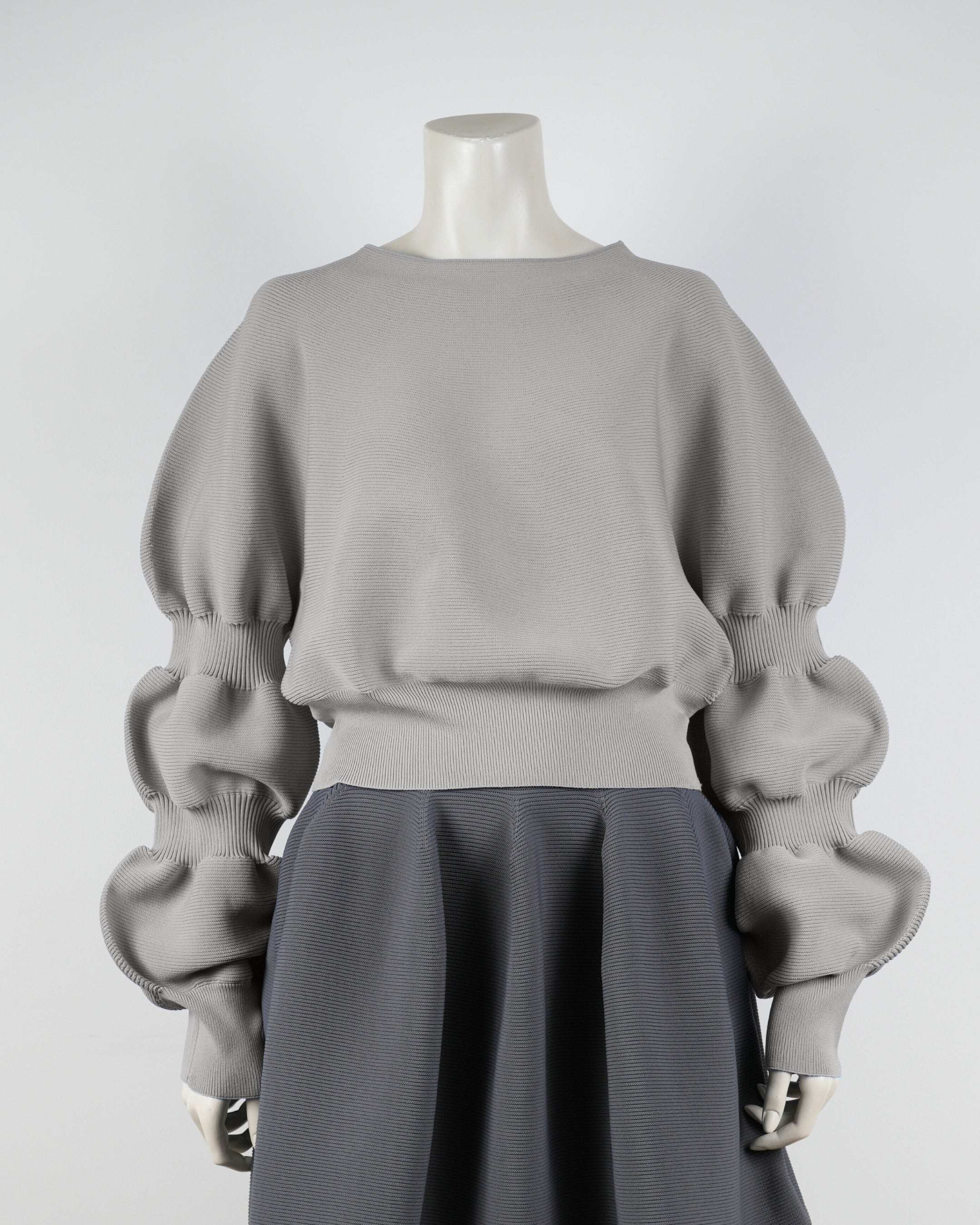 デザインスリーブプルオーバー