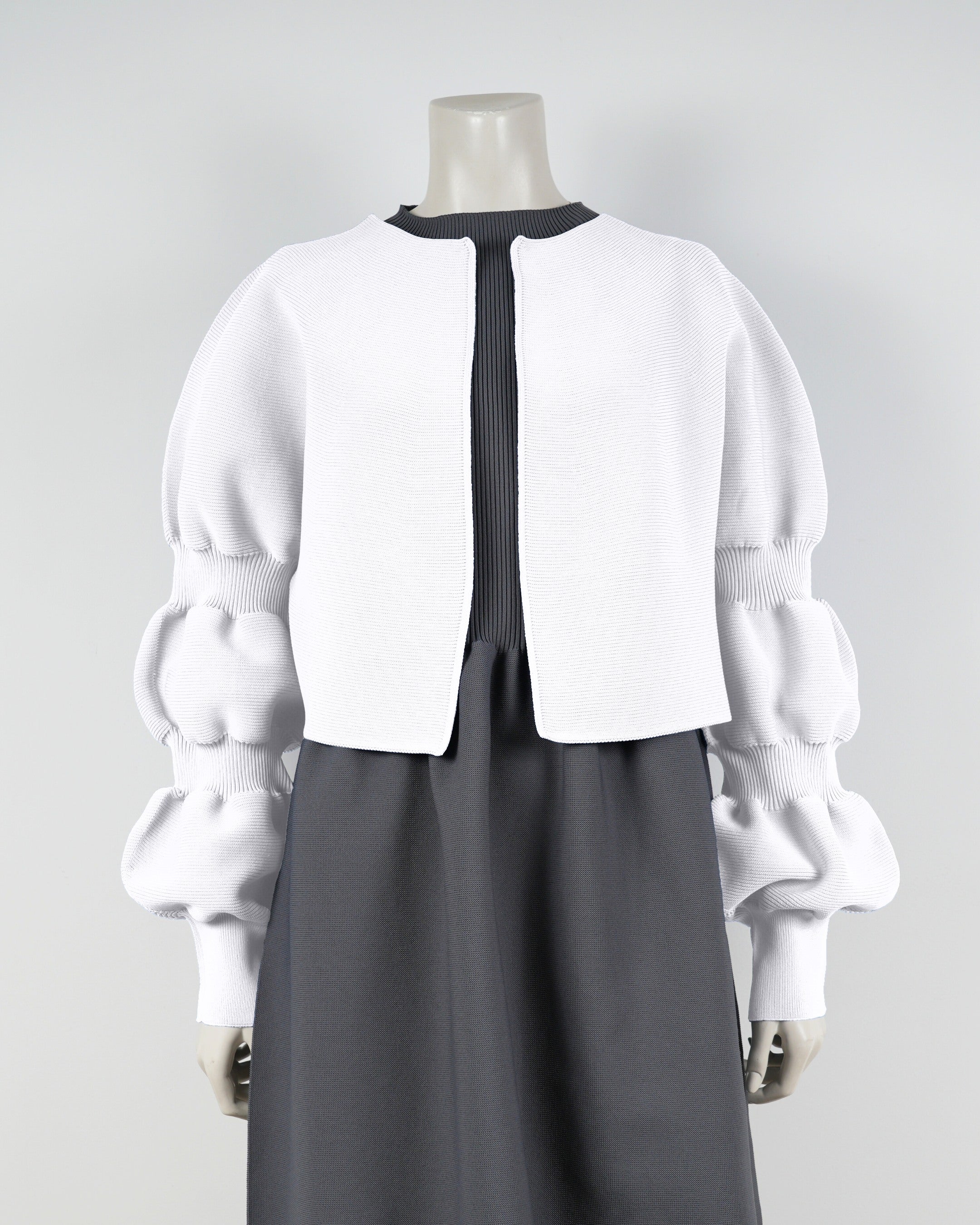 【NEW】デザインスリーブカーディガン