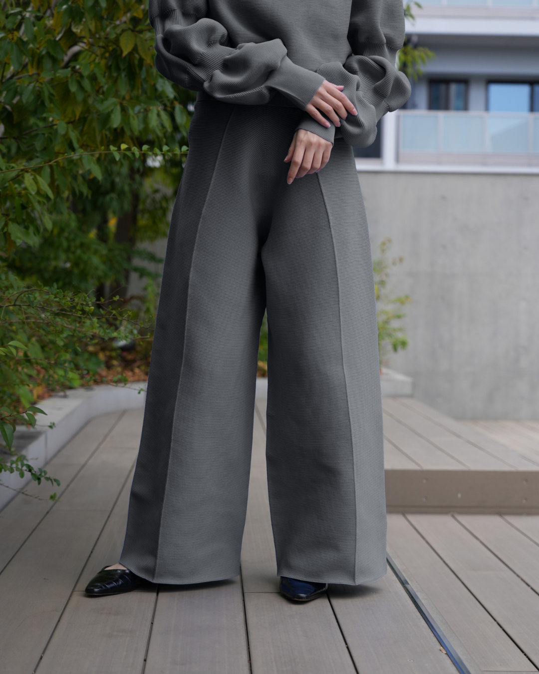 ワイドストレートパンツ