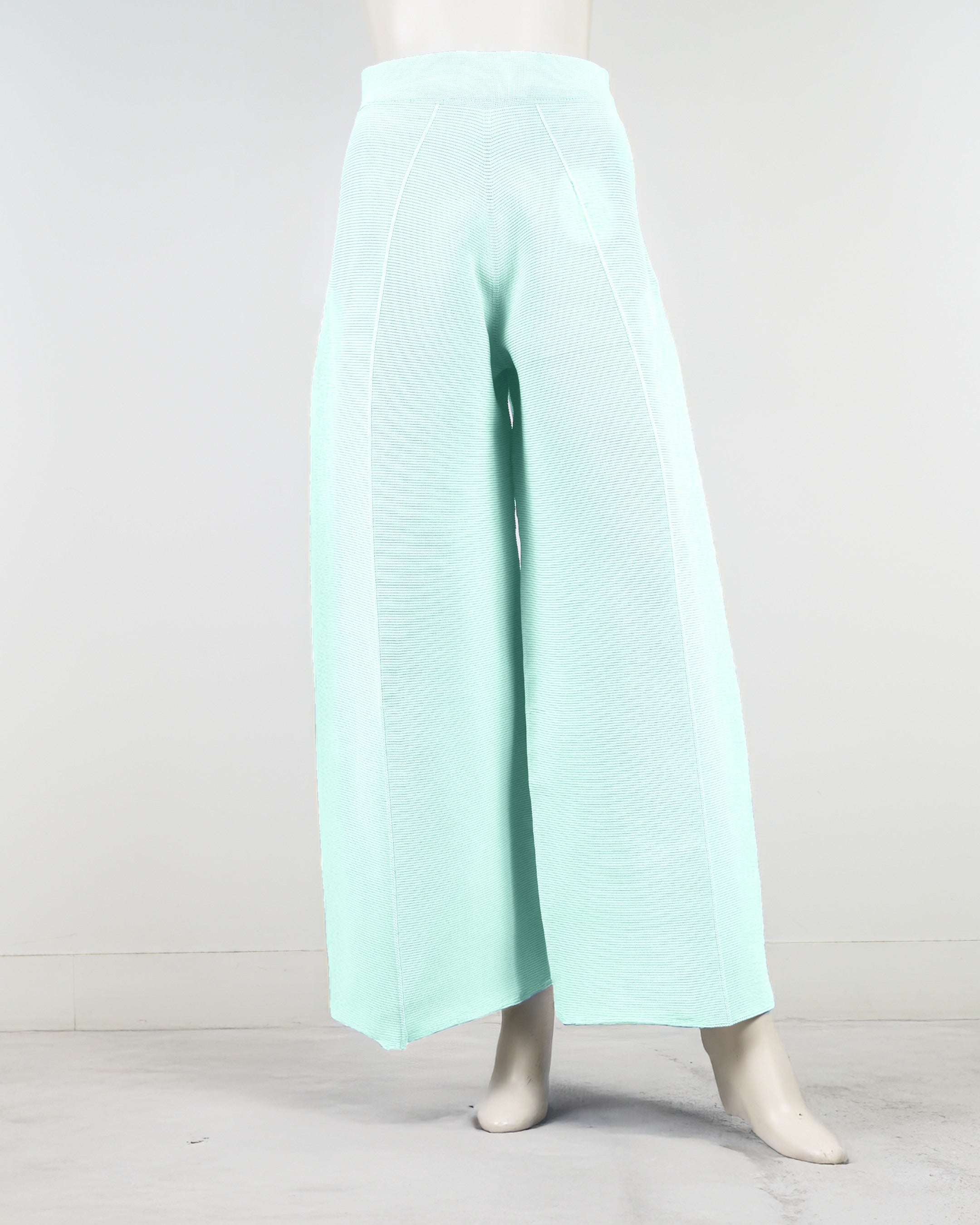 ワイドストレートパンツ