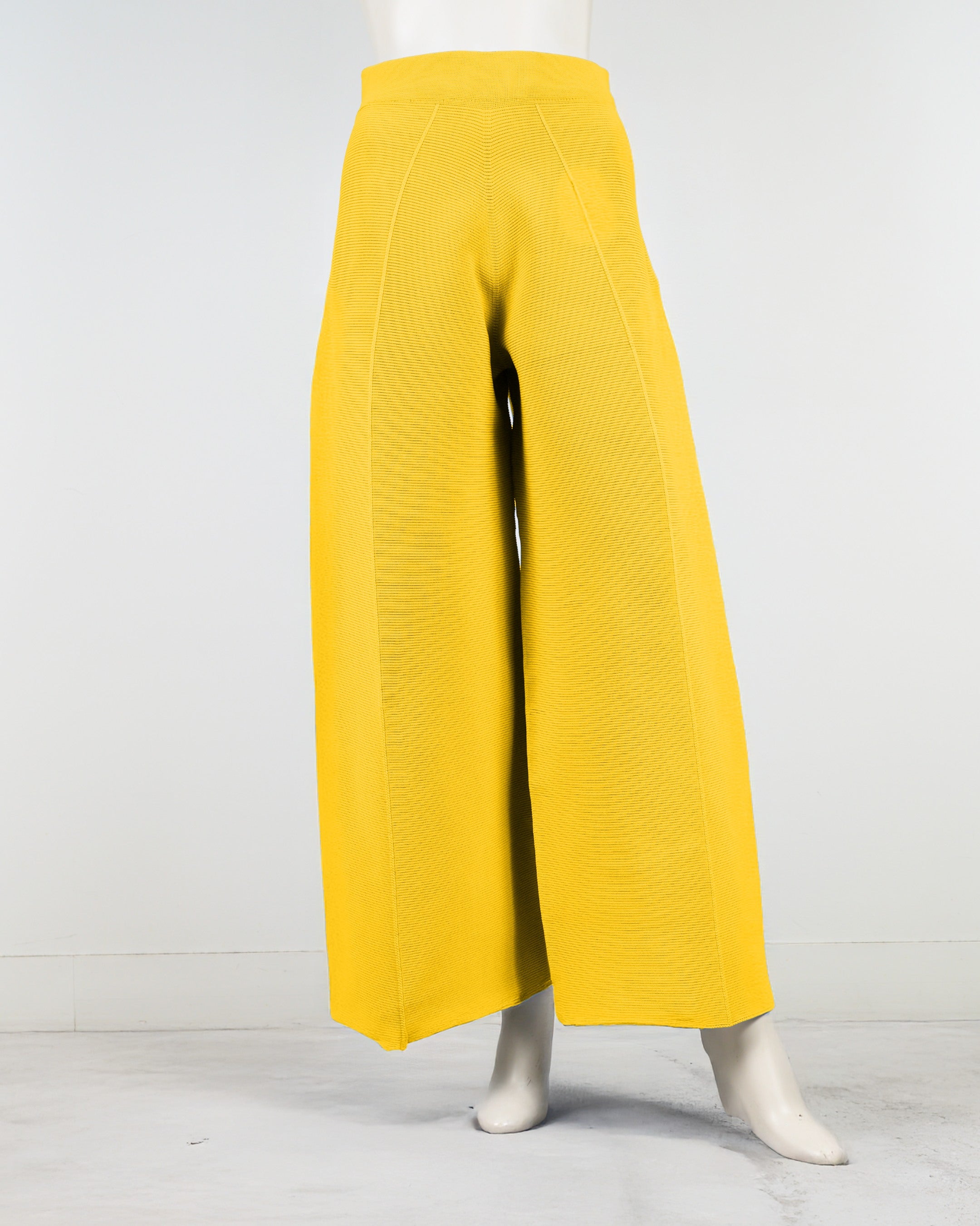 ワイドストレートパンツ