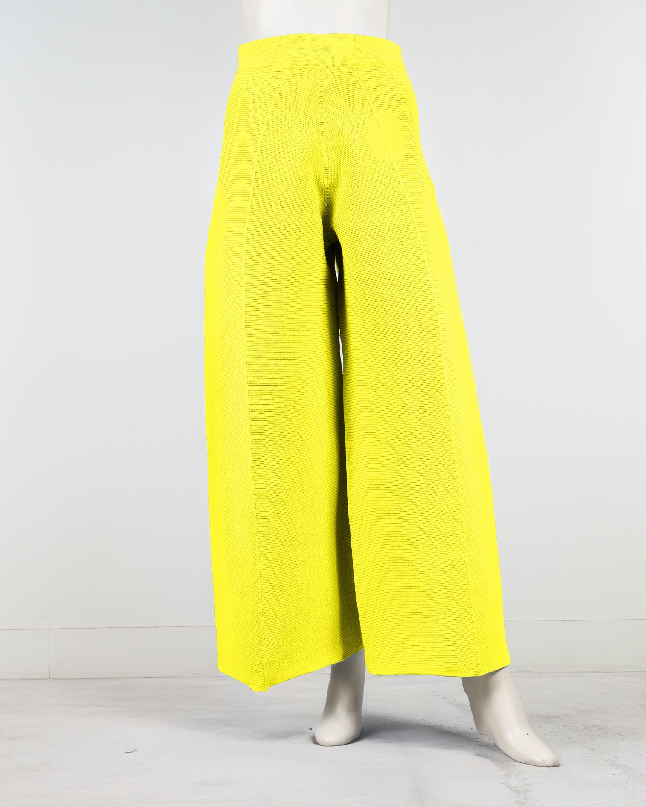 ワイドストレートパンツ