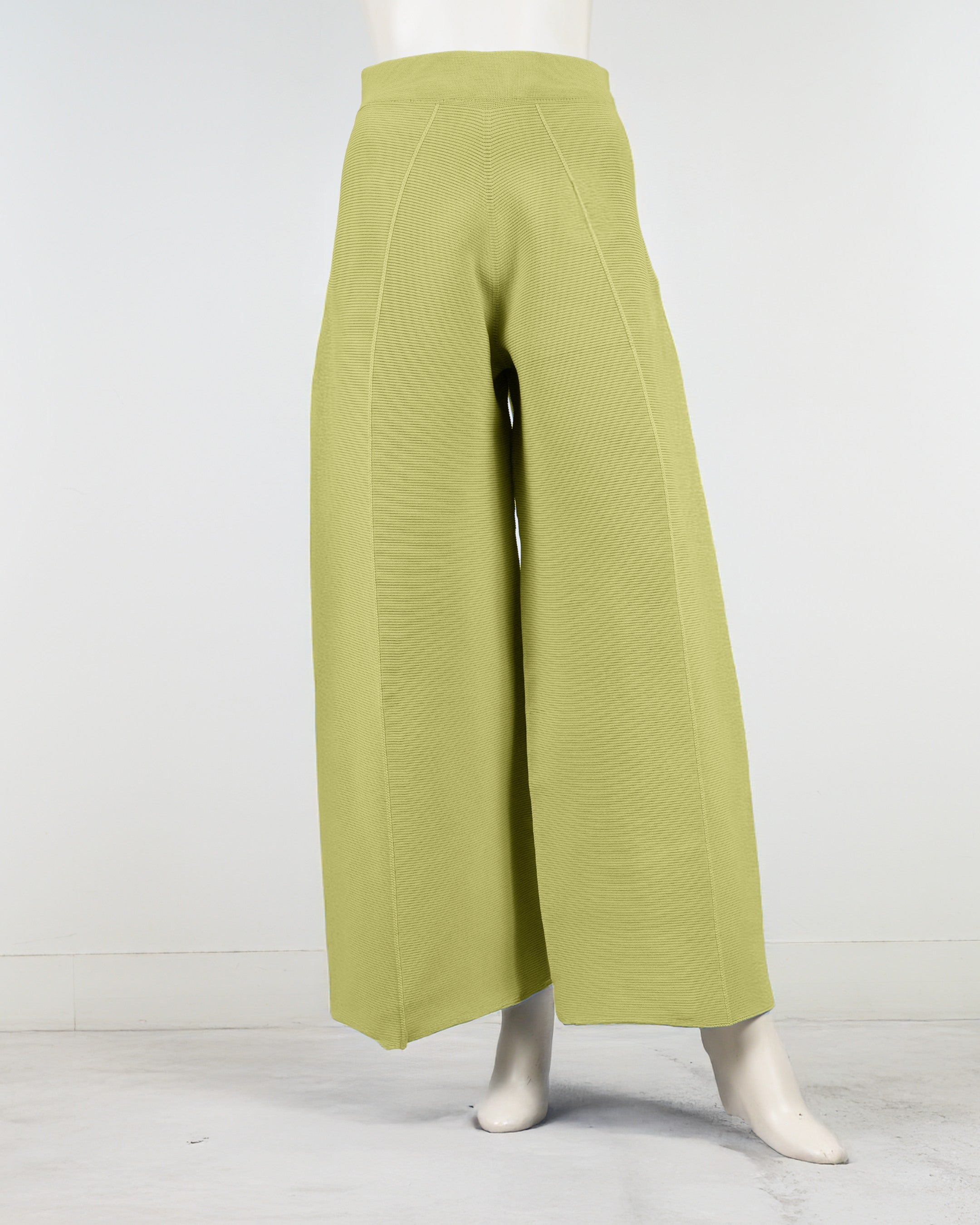 ワイドストレートパンツ