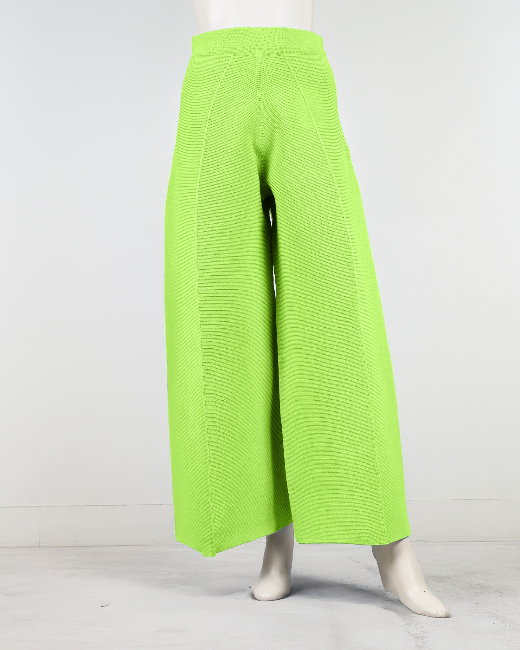 ワイドストレートパンツ