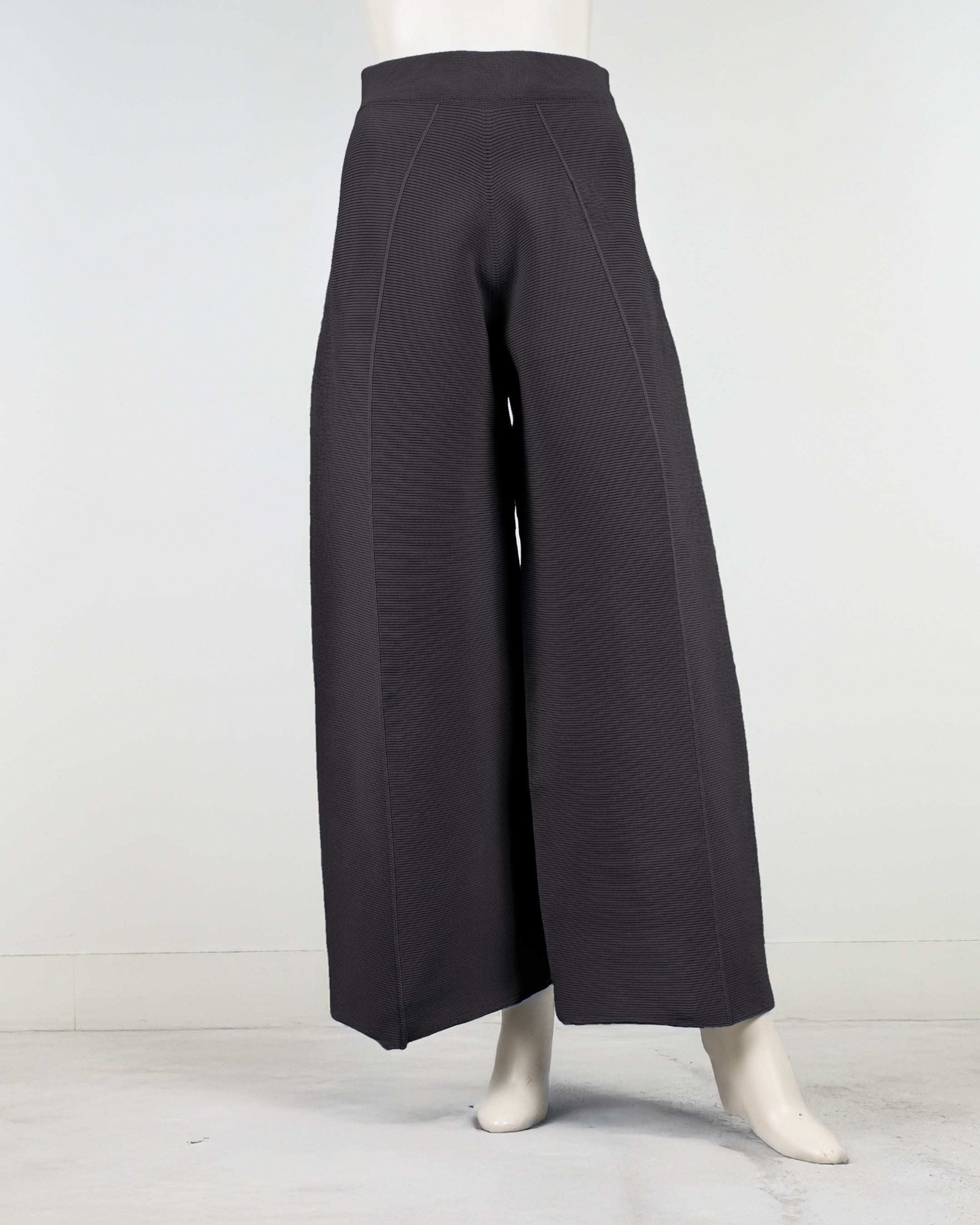 ワイドストレートパンツ