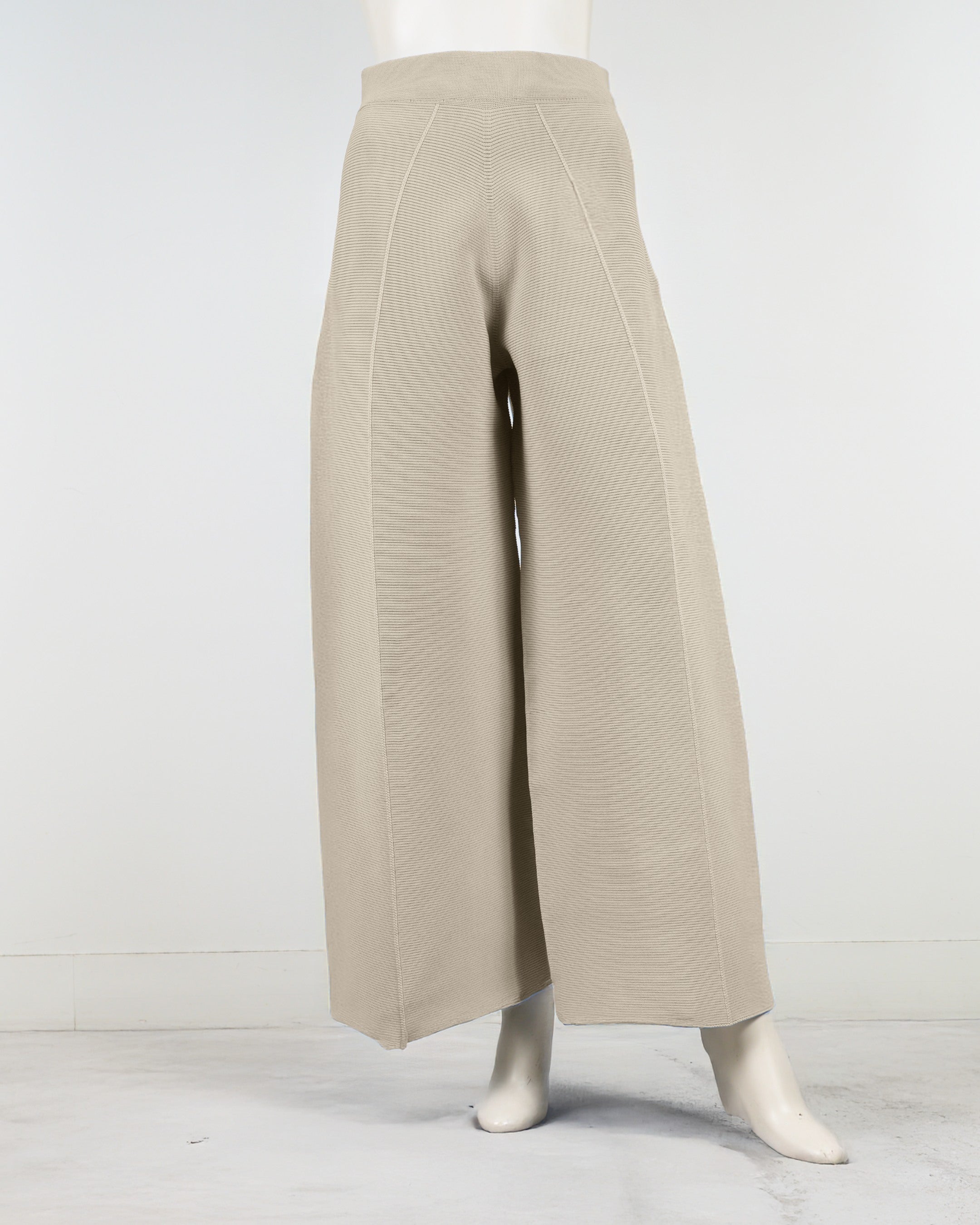 ワイドストレートパンツ