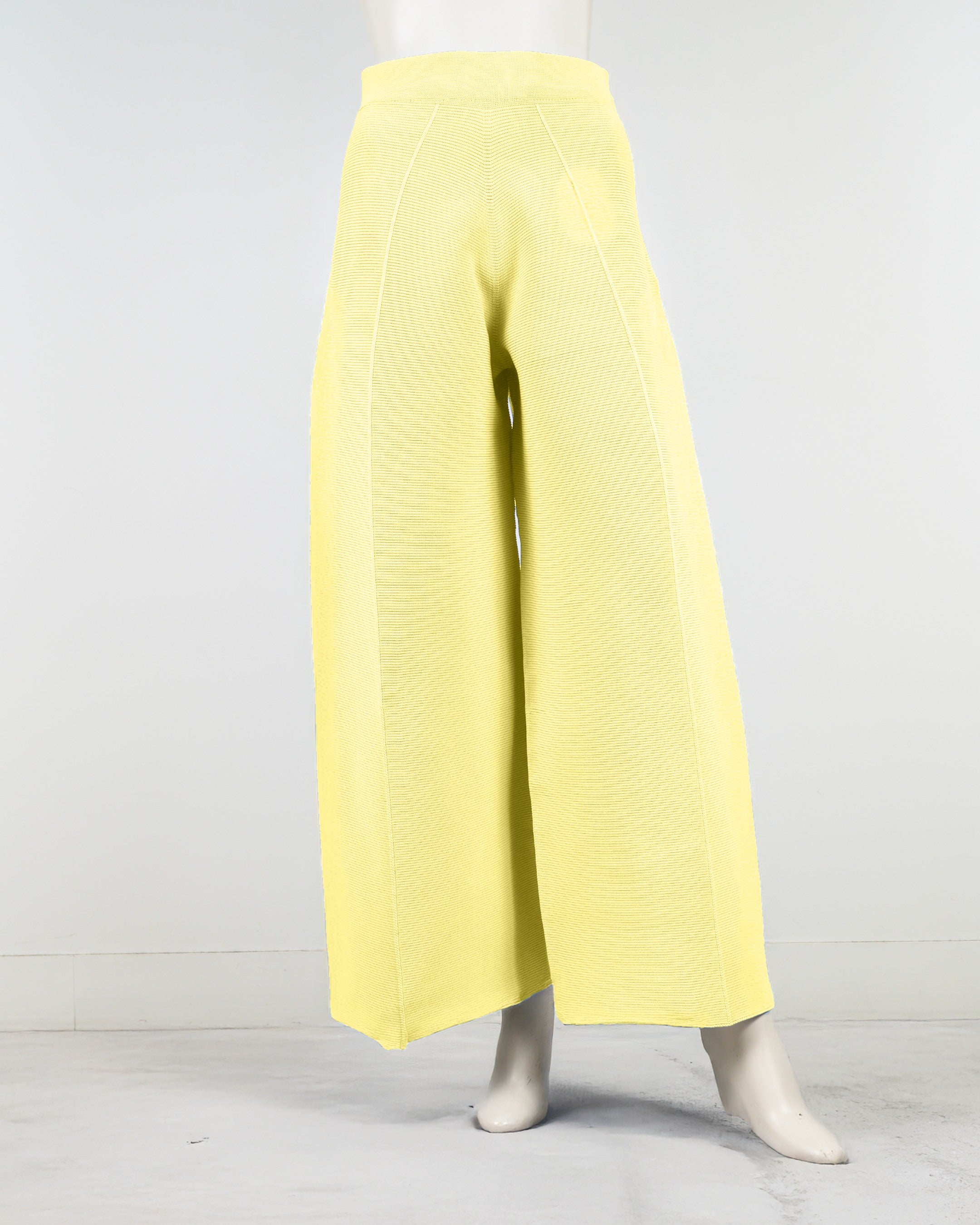 ワイドストレートパンツ