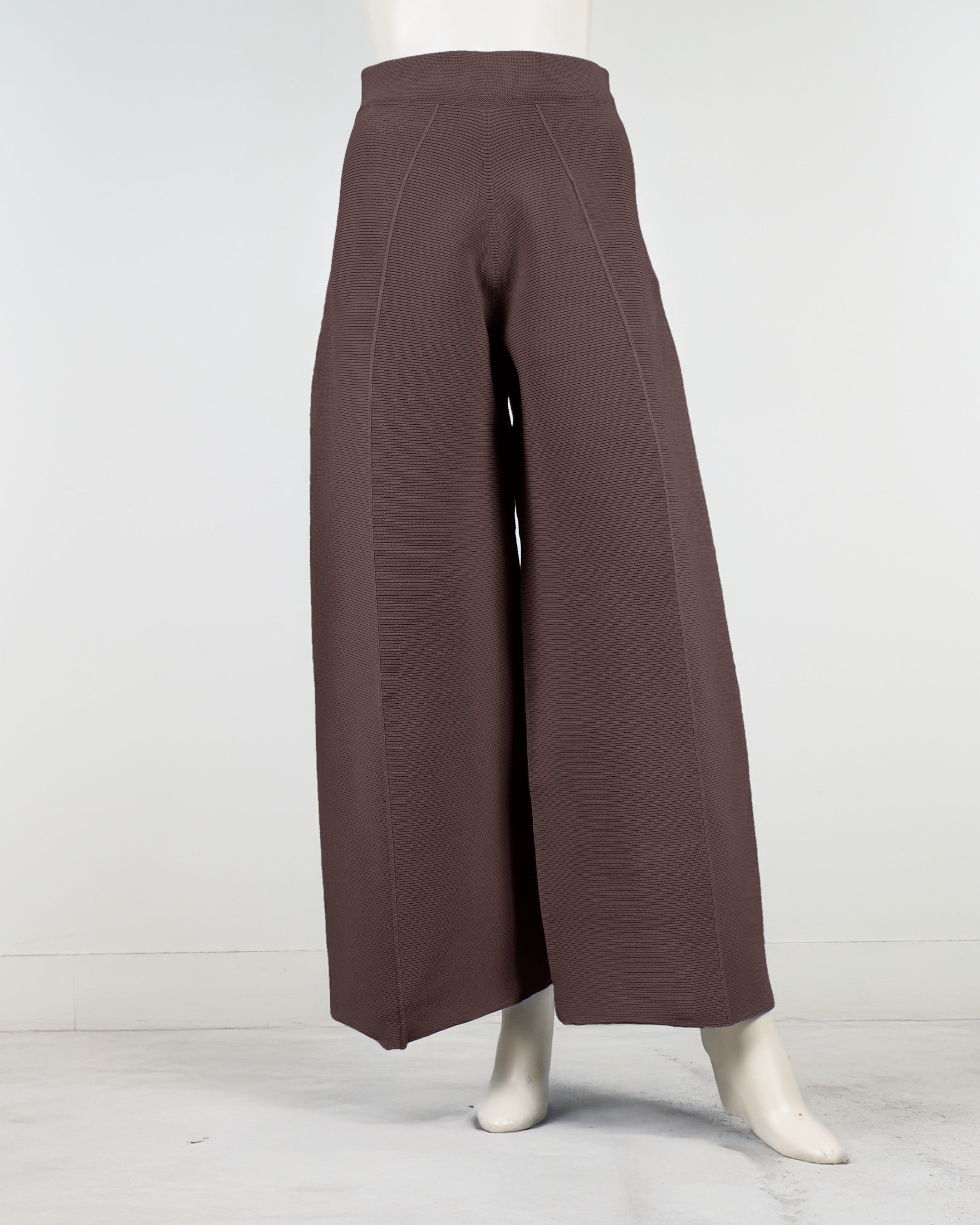 ワイドストレートパンツ