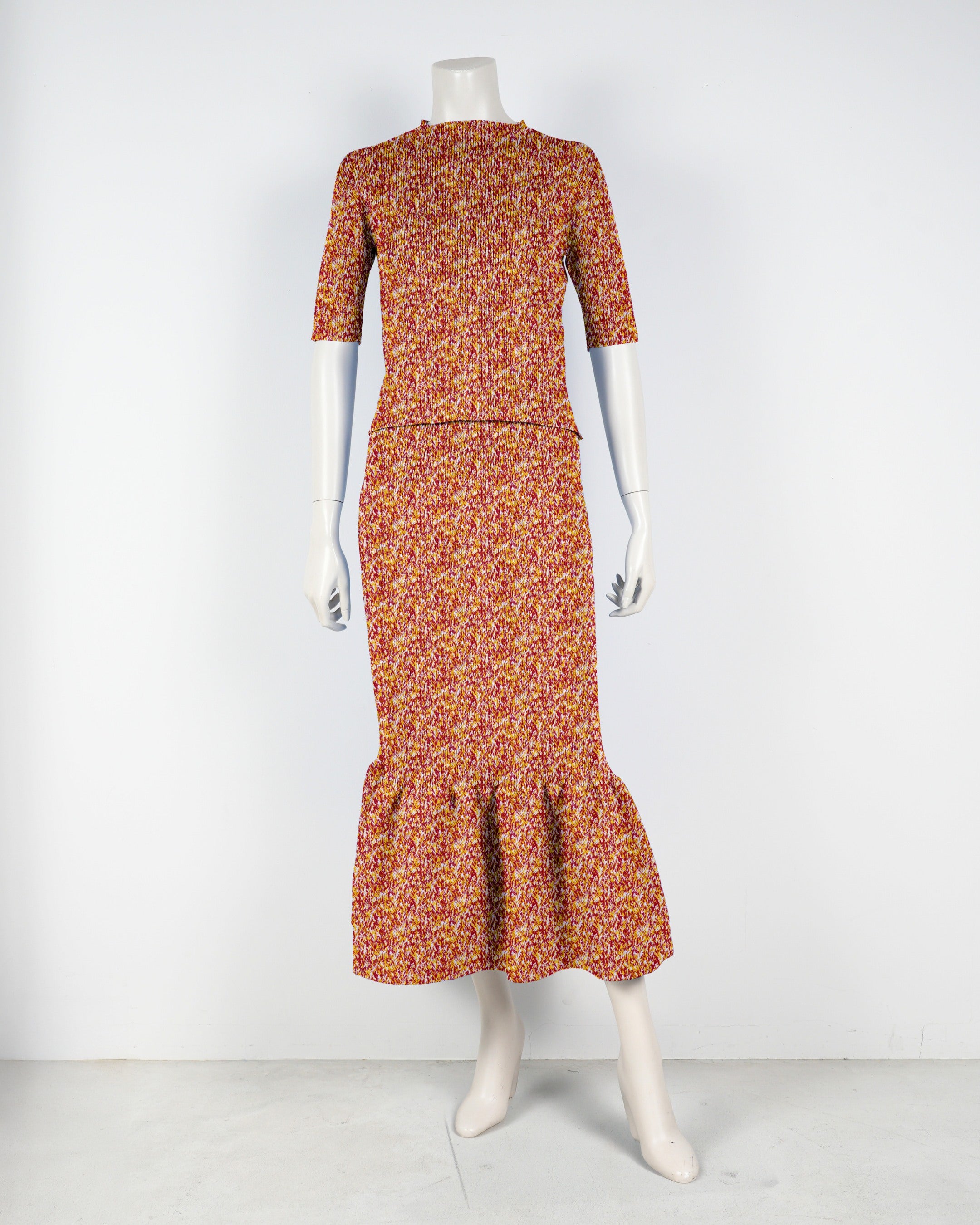 半袖プルオーバー×マーメイドスカート