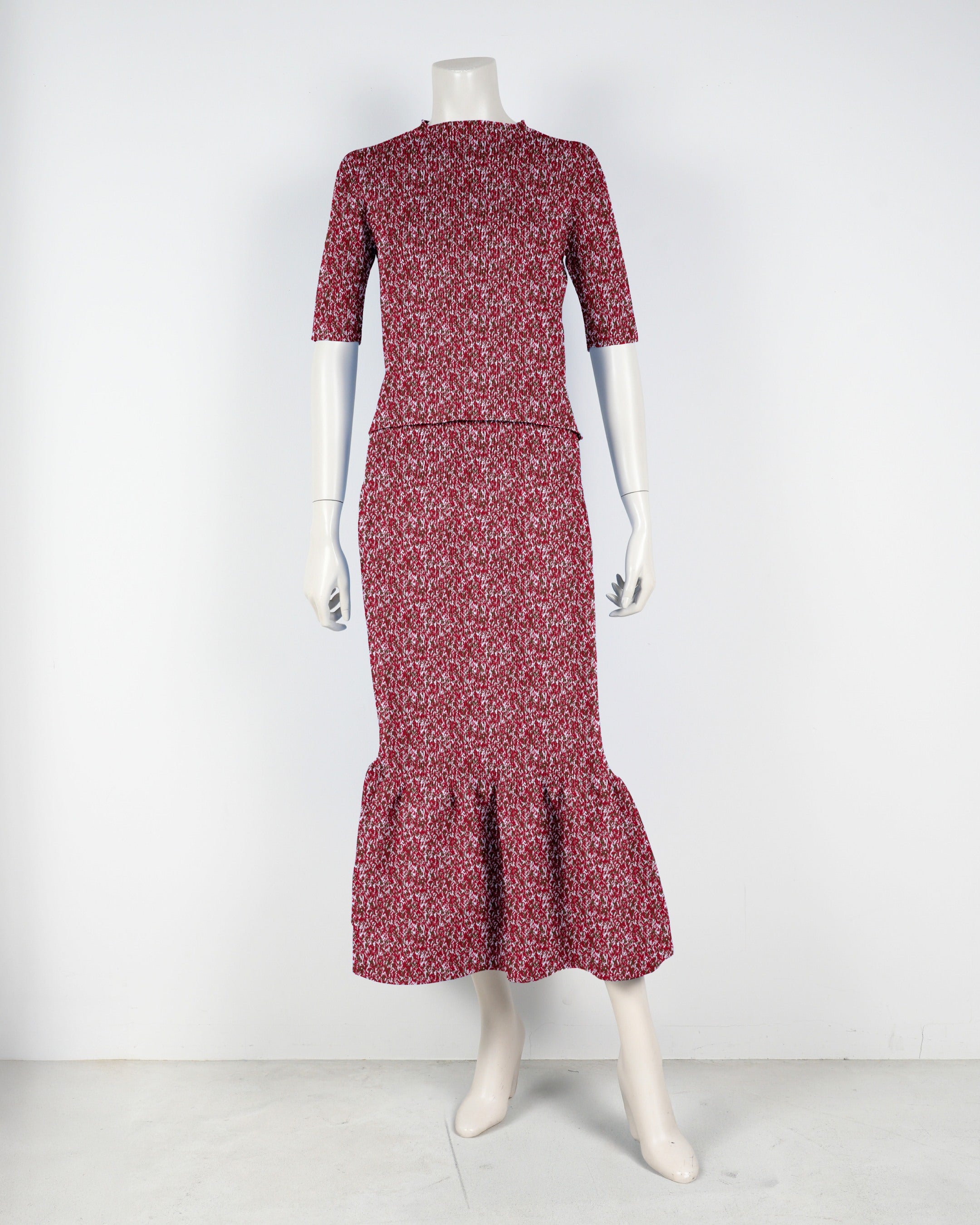 半袖プルオーバー×マーメイドスカート